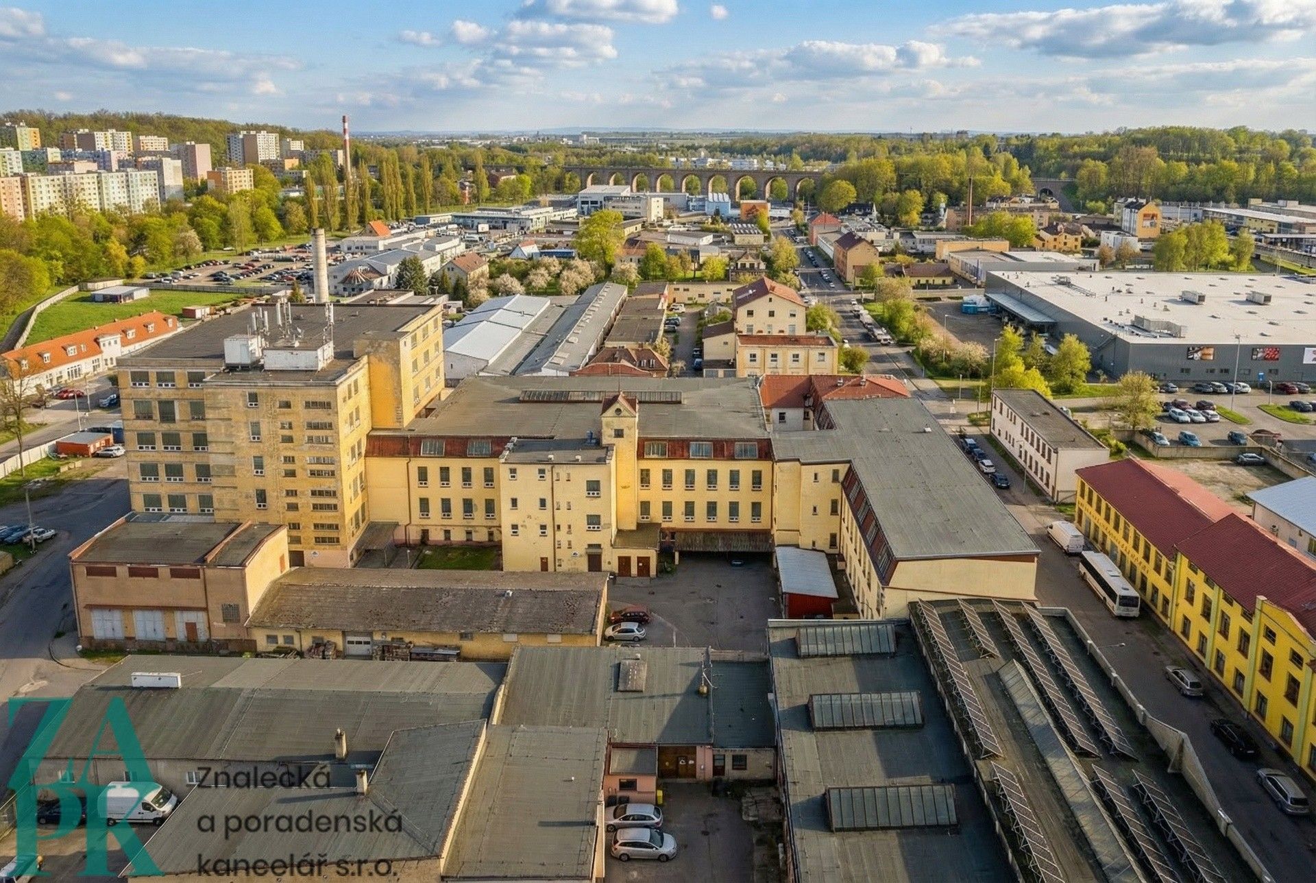 Pronájem komerčního prostoru 2069 m² - foto 8