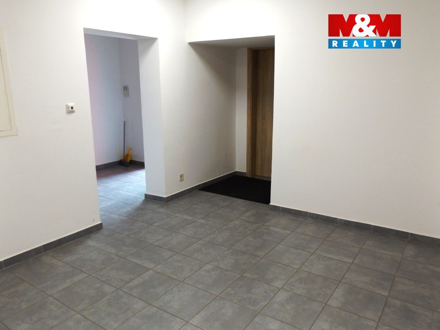 Pronájem komerčního prostoru 18 m² - foto 4