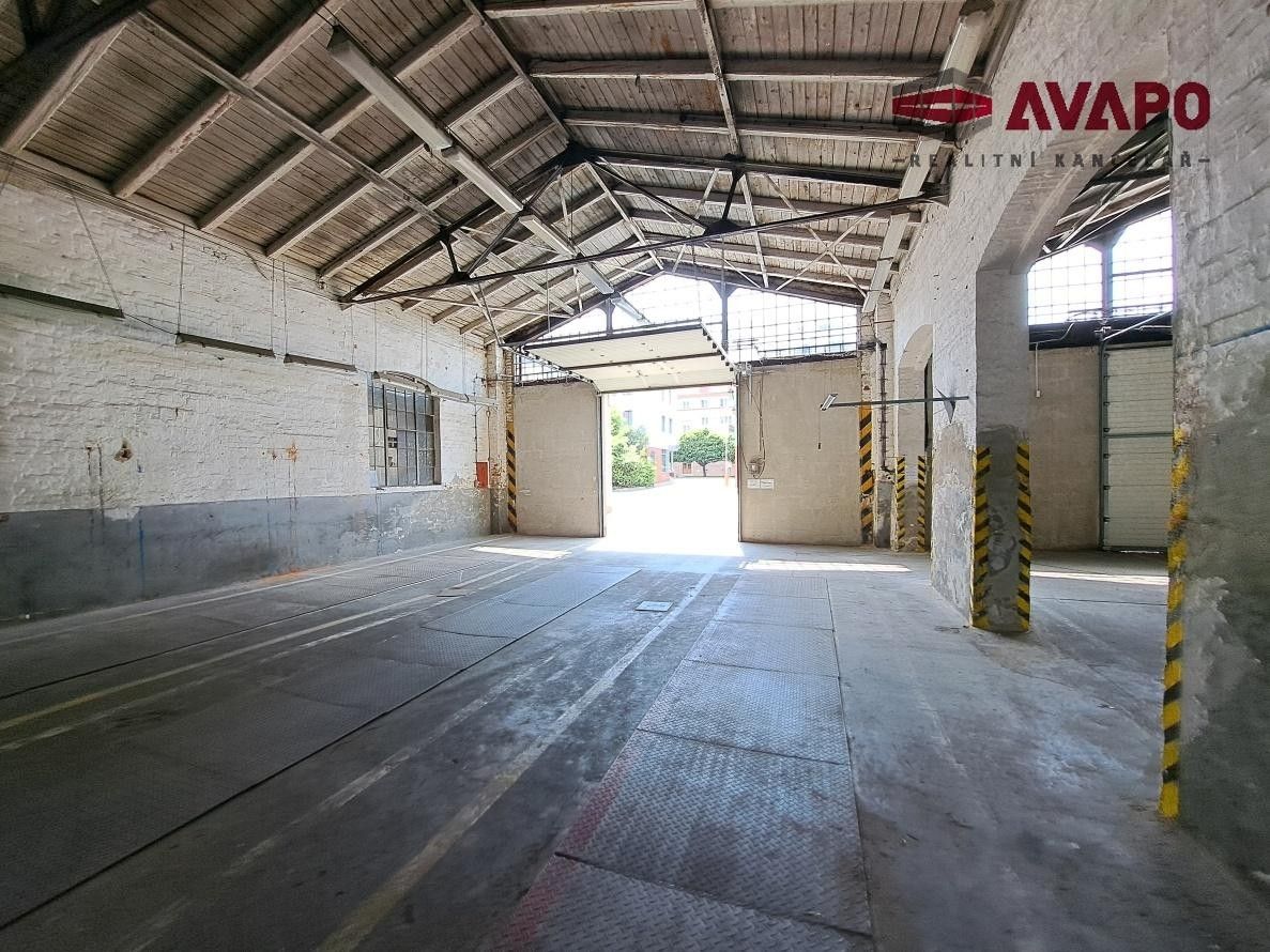 Pronájem komerčního prostoru 263 m² - foto 3