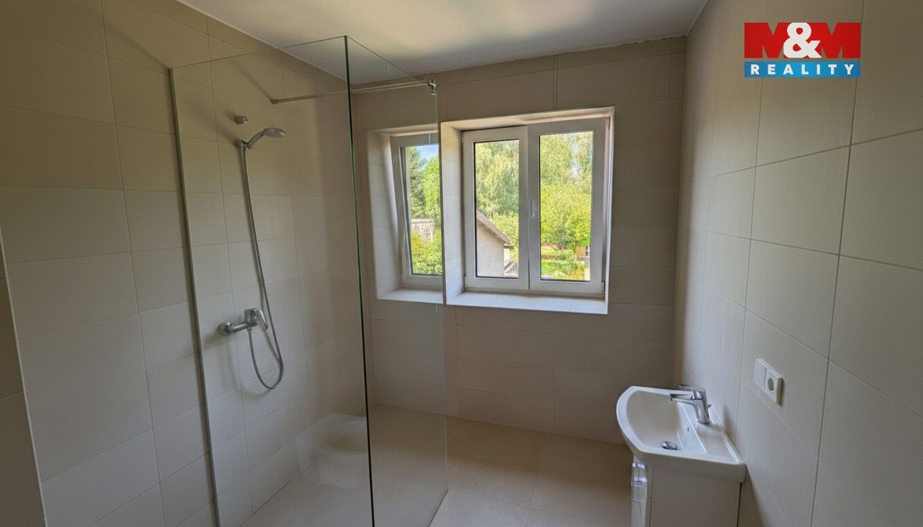 Pronájem bytu 3+kk 75 m² - foto 3