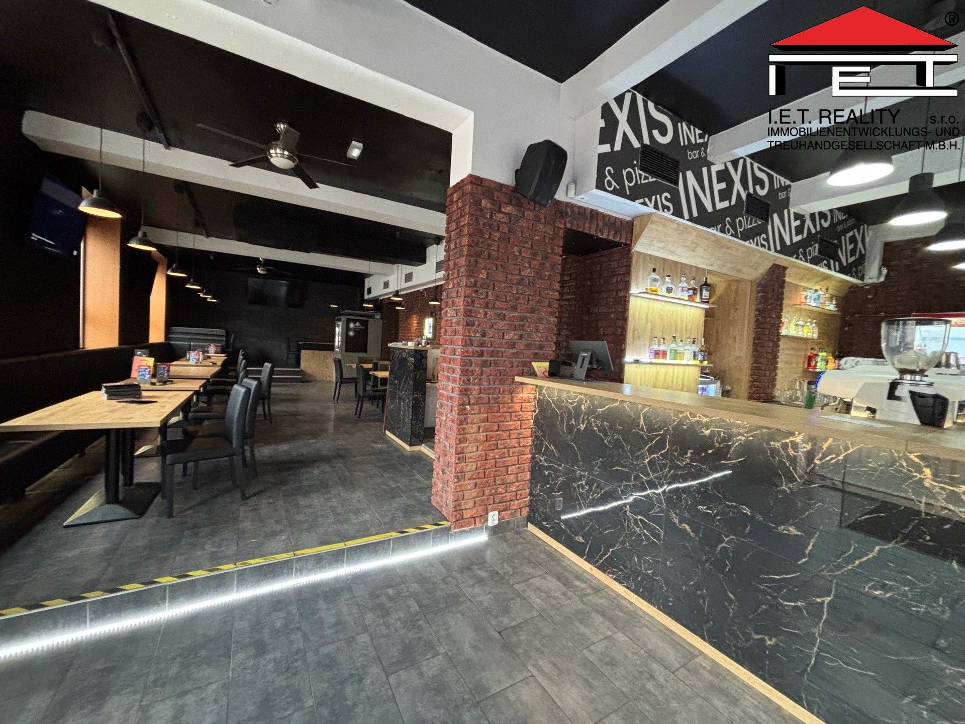 Pronájem komerčního prostoru 350 m² - foto 2