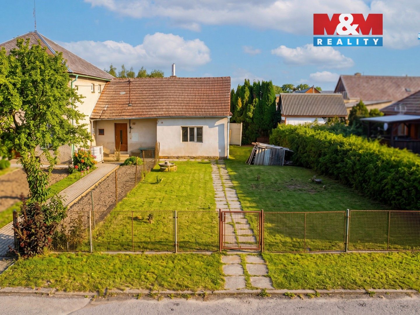 Prodej domu 65 m² - foto 1