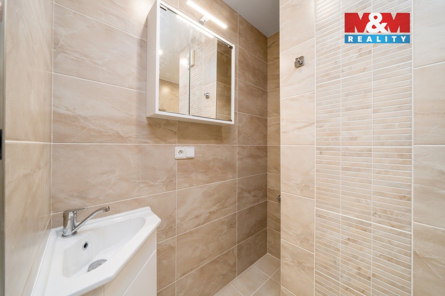 Prodej bytu 1+1 35 m² - foto 10