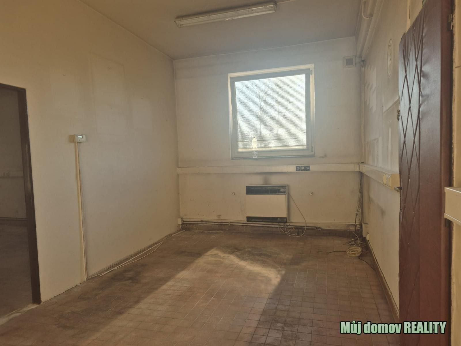 Pronájem komerčního prostoru 595 m² - foto 5