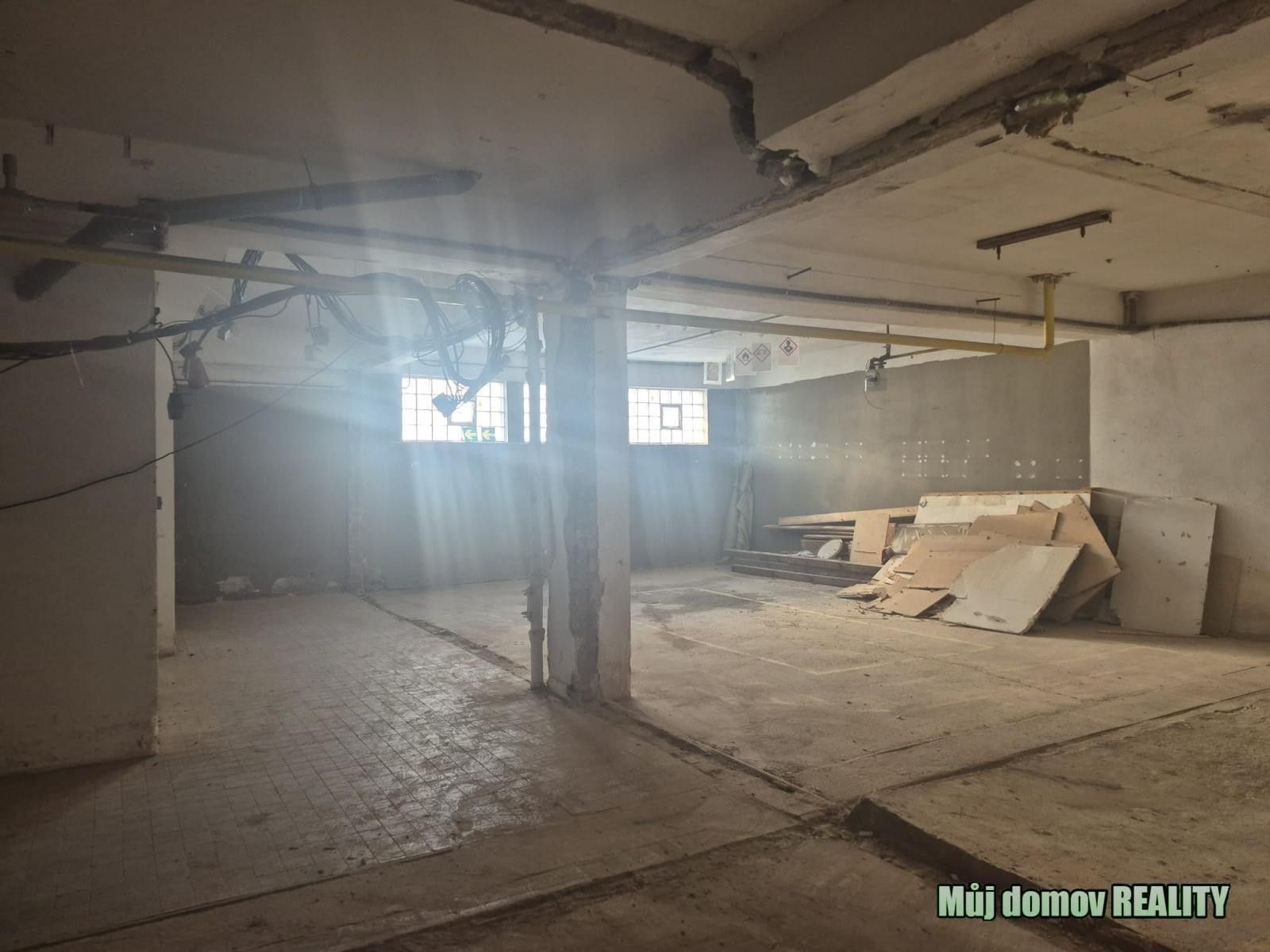 Pronájem komerčního prostoru 595 m² - foto 6