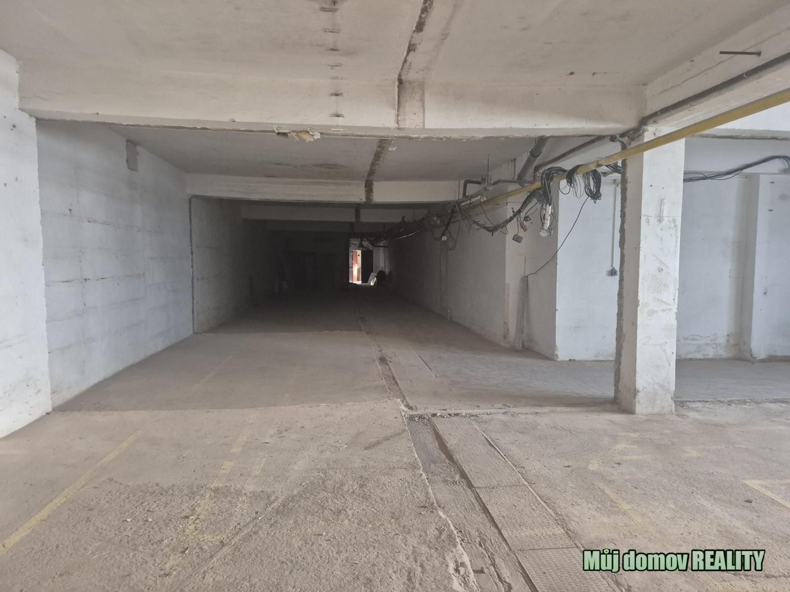 Pronájem komerčního prostoru 595 m² - foto 9