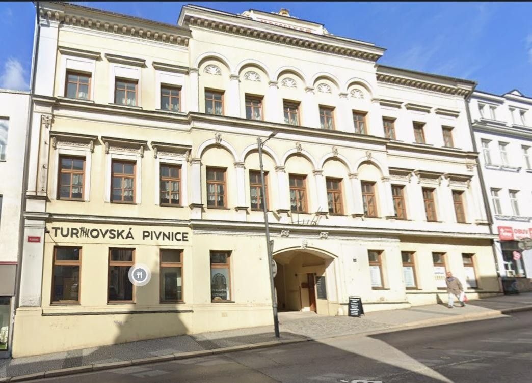 Prodej komerčního prostoru 200 m² - foto 1