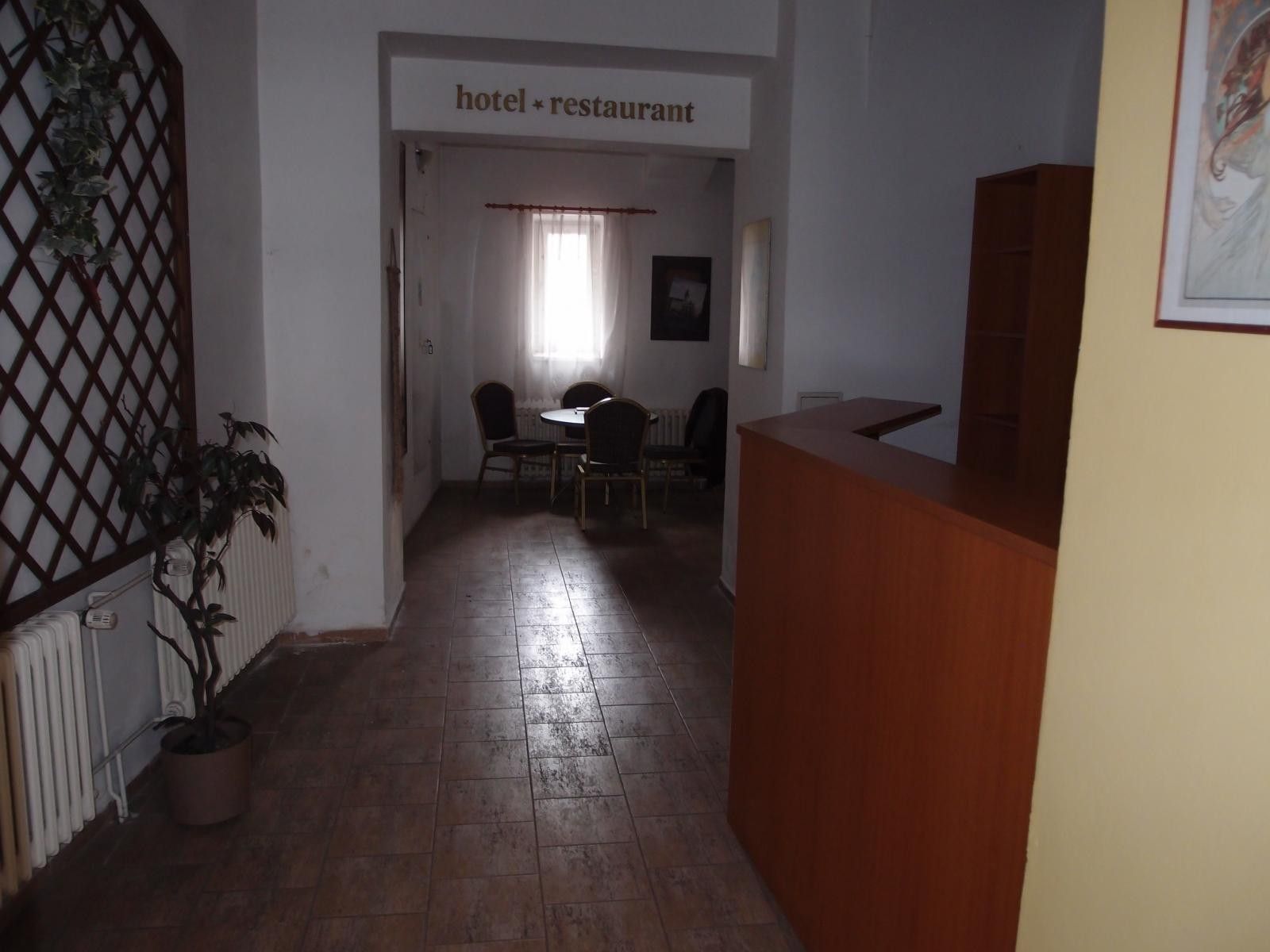 Prodej komerčního prostoru 200 m² - foto 7