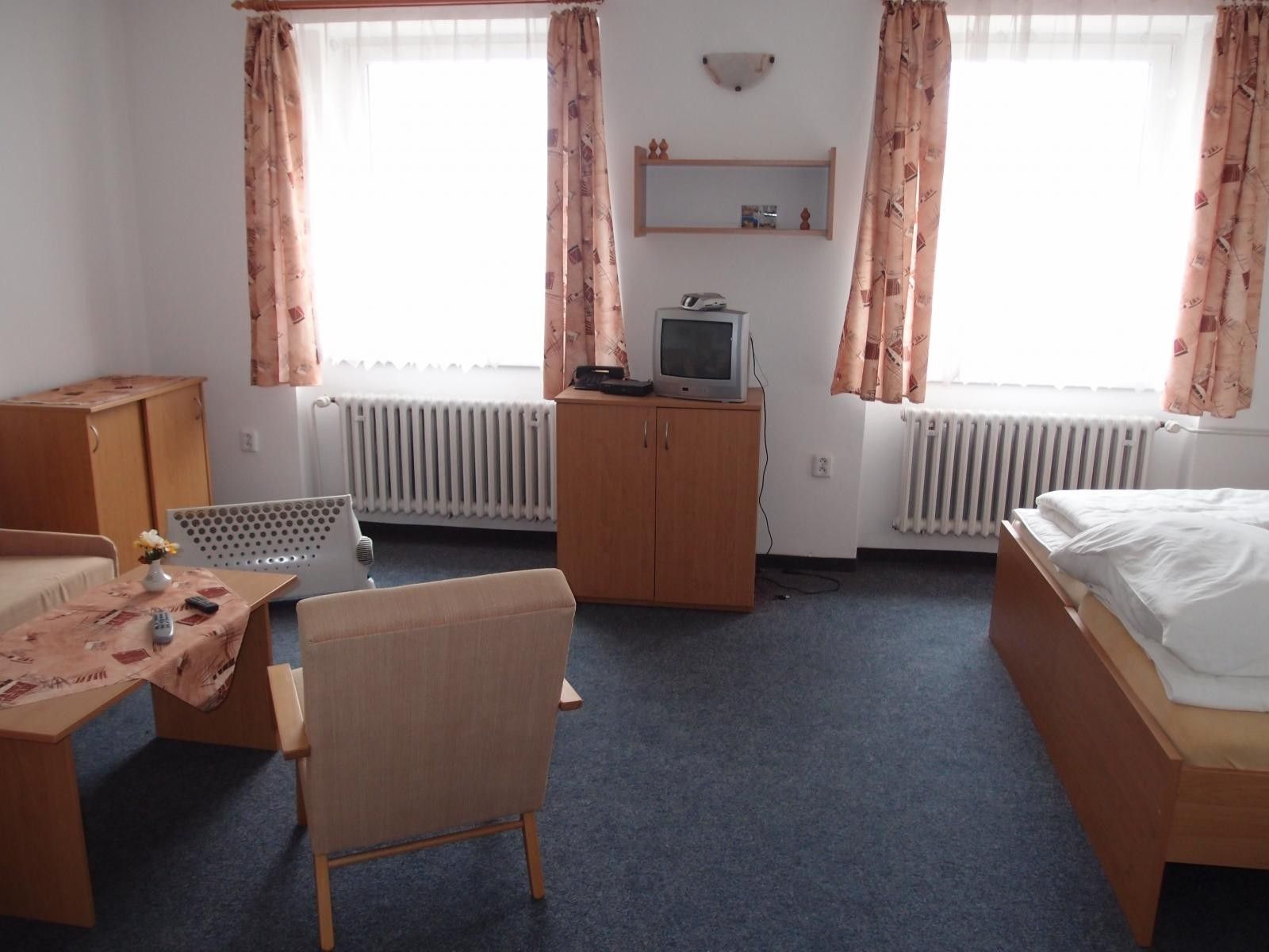 Prodej komerčního prostoru 200 m² - foto 17