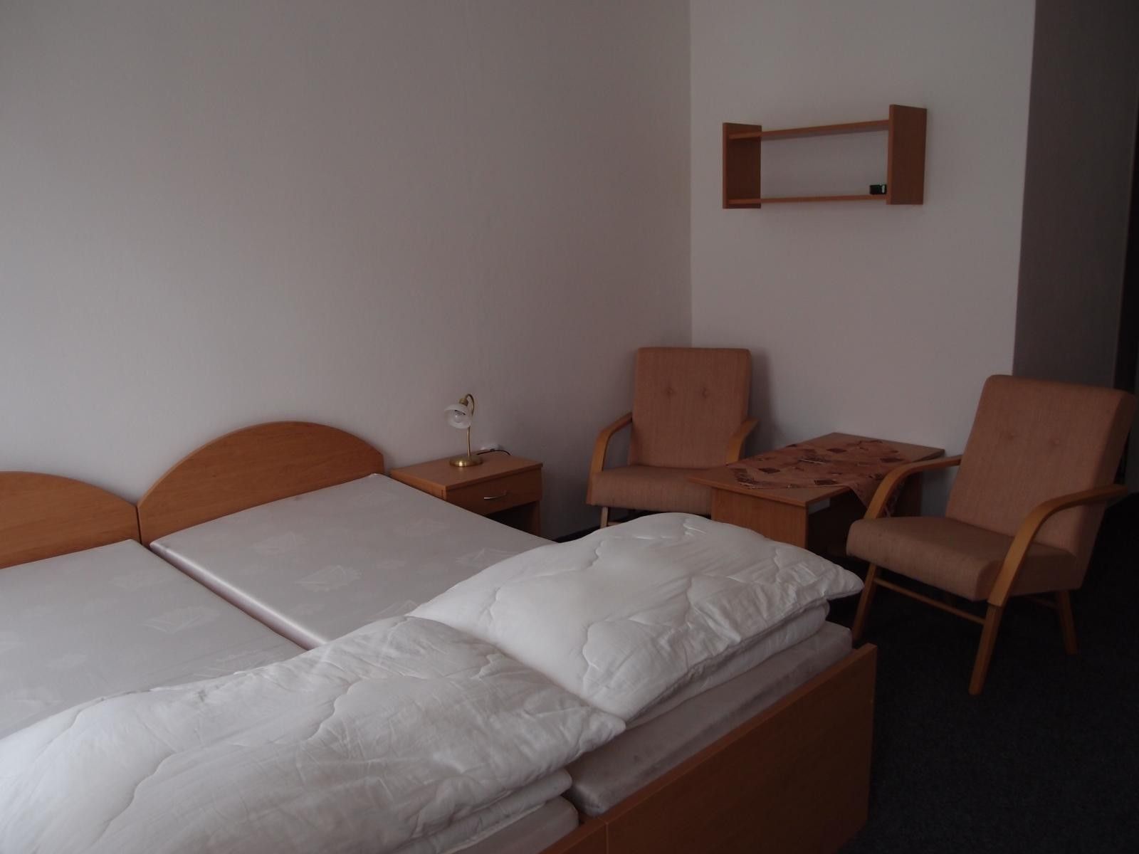 Prodej komerčního prostoru 200 m² - foto 21