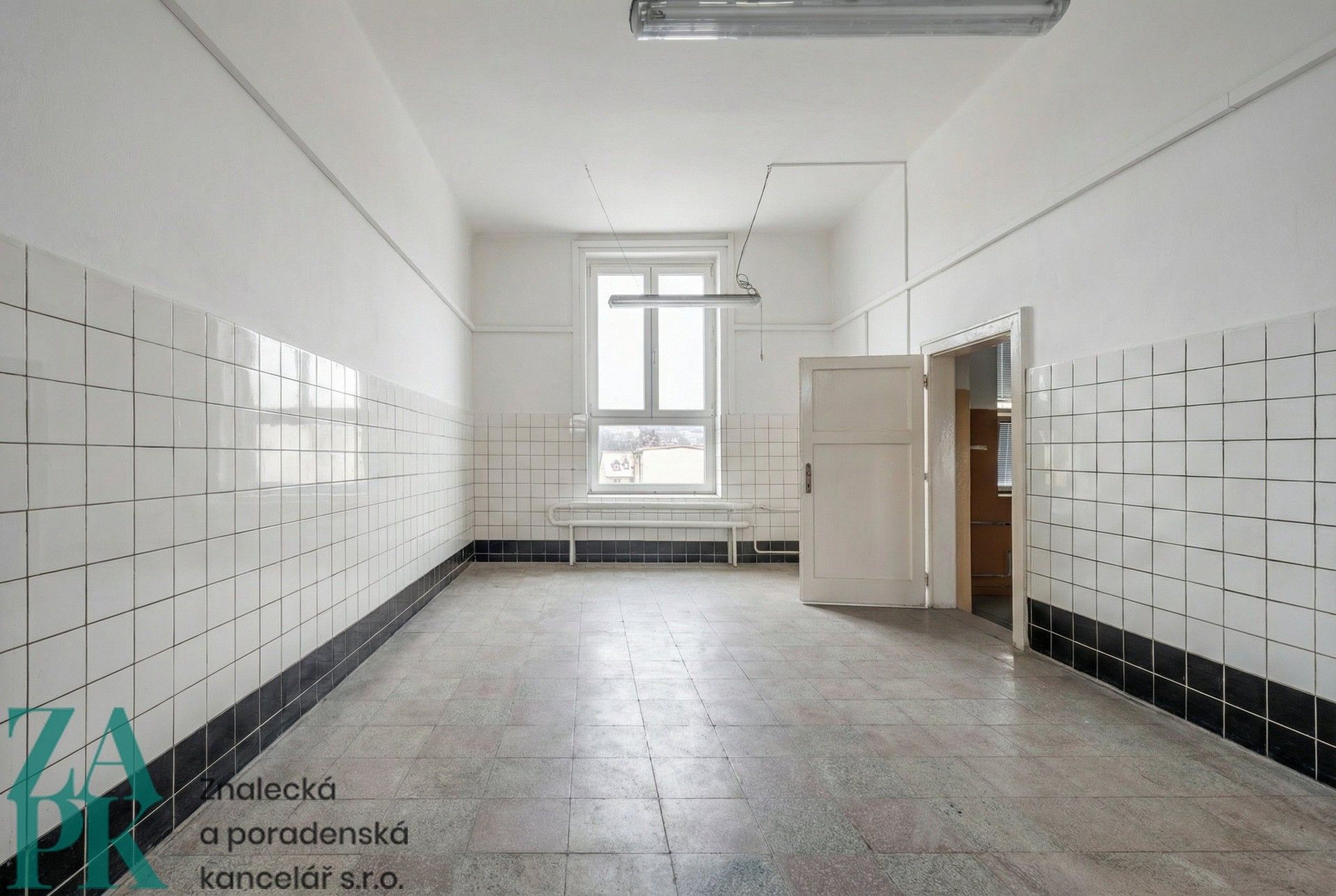 Pronájem komerčního prostoru 173 m² - foto 3