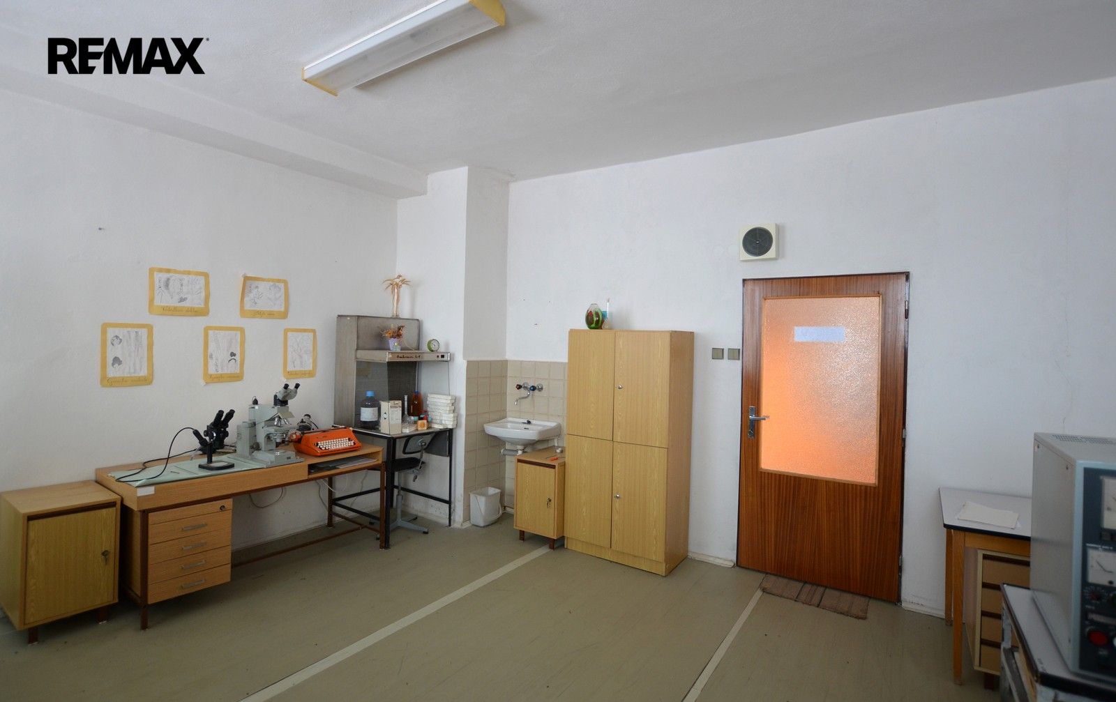 Pronájem komerčního prostoru 92 m² - foto 6