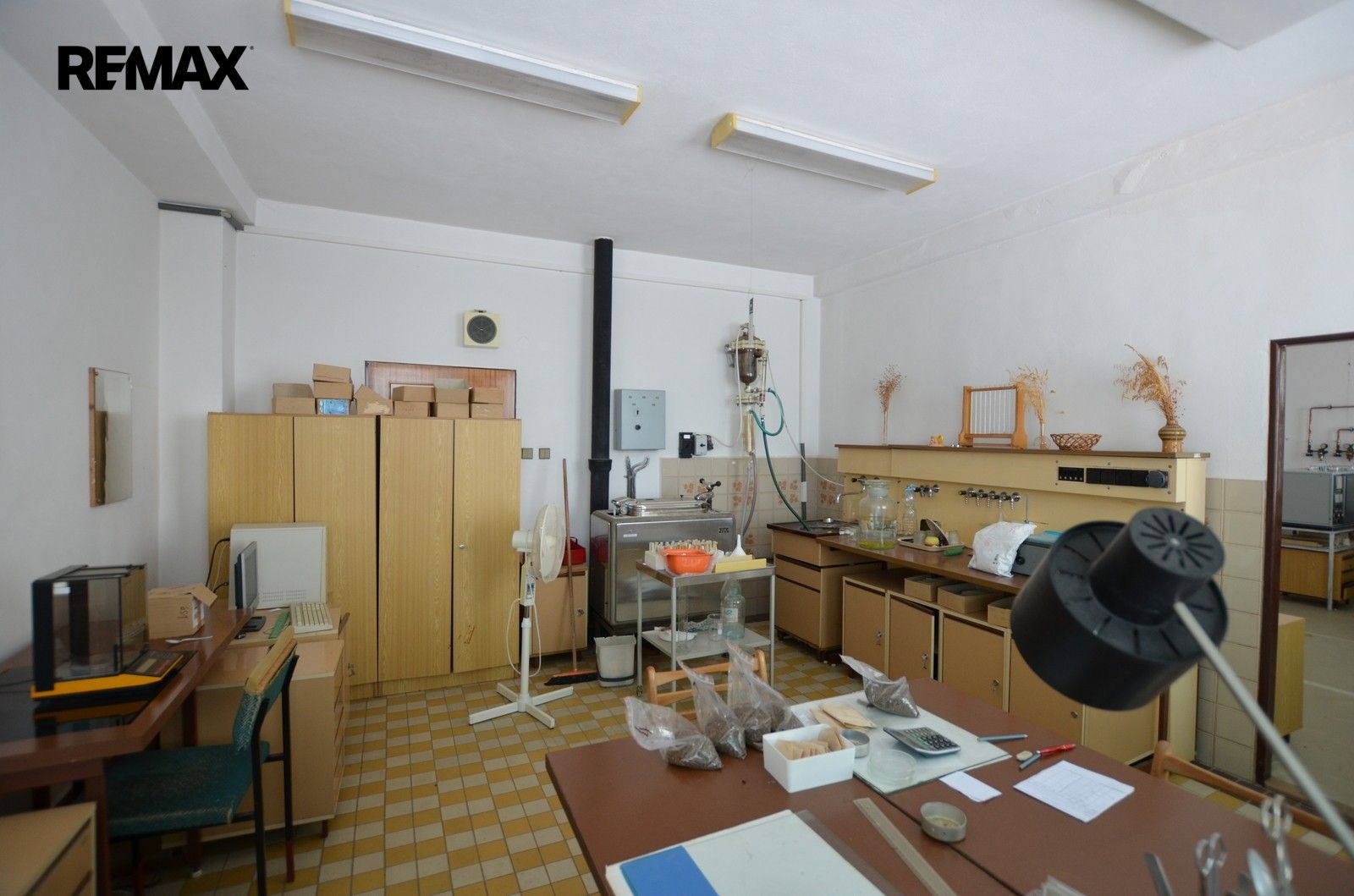 Pronájem komerčního prostoru 92 m² - foto 11