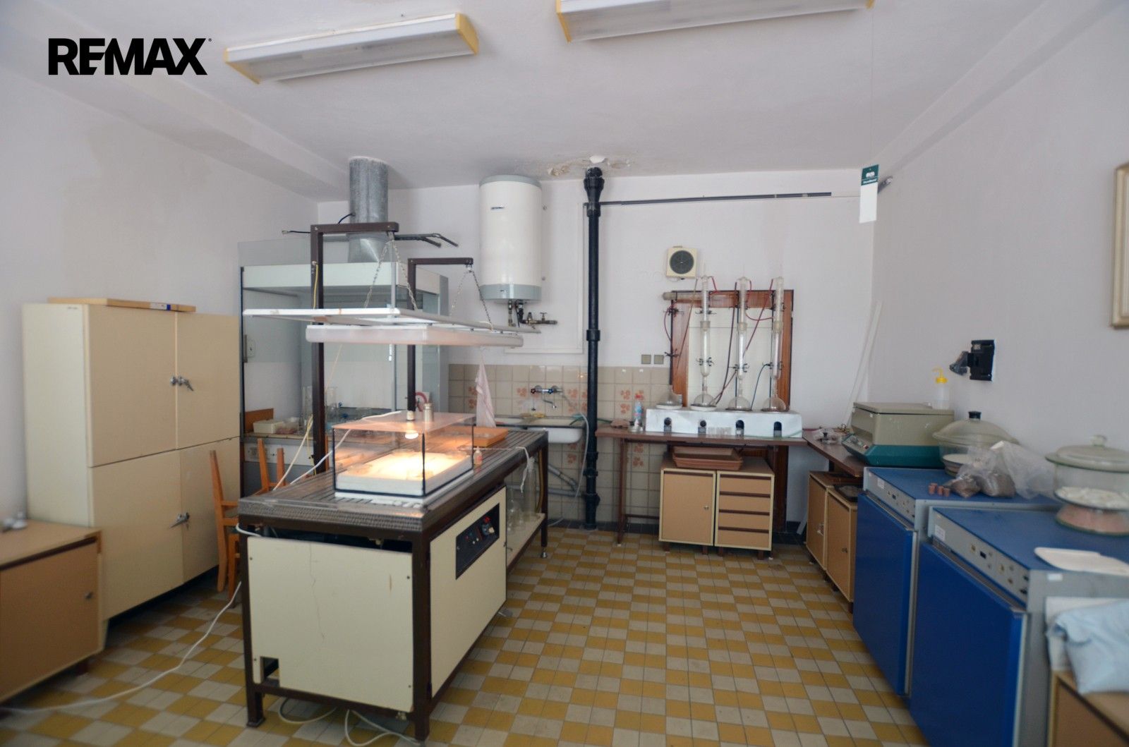 Pronájem komerčního prostoru 92 m² - foto 14