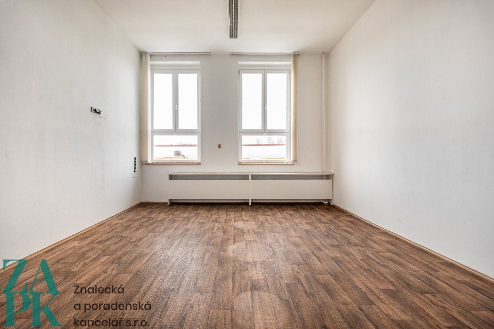 Pronájem komerčního prostoru 30 m² - foto 1