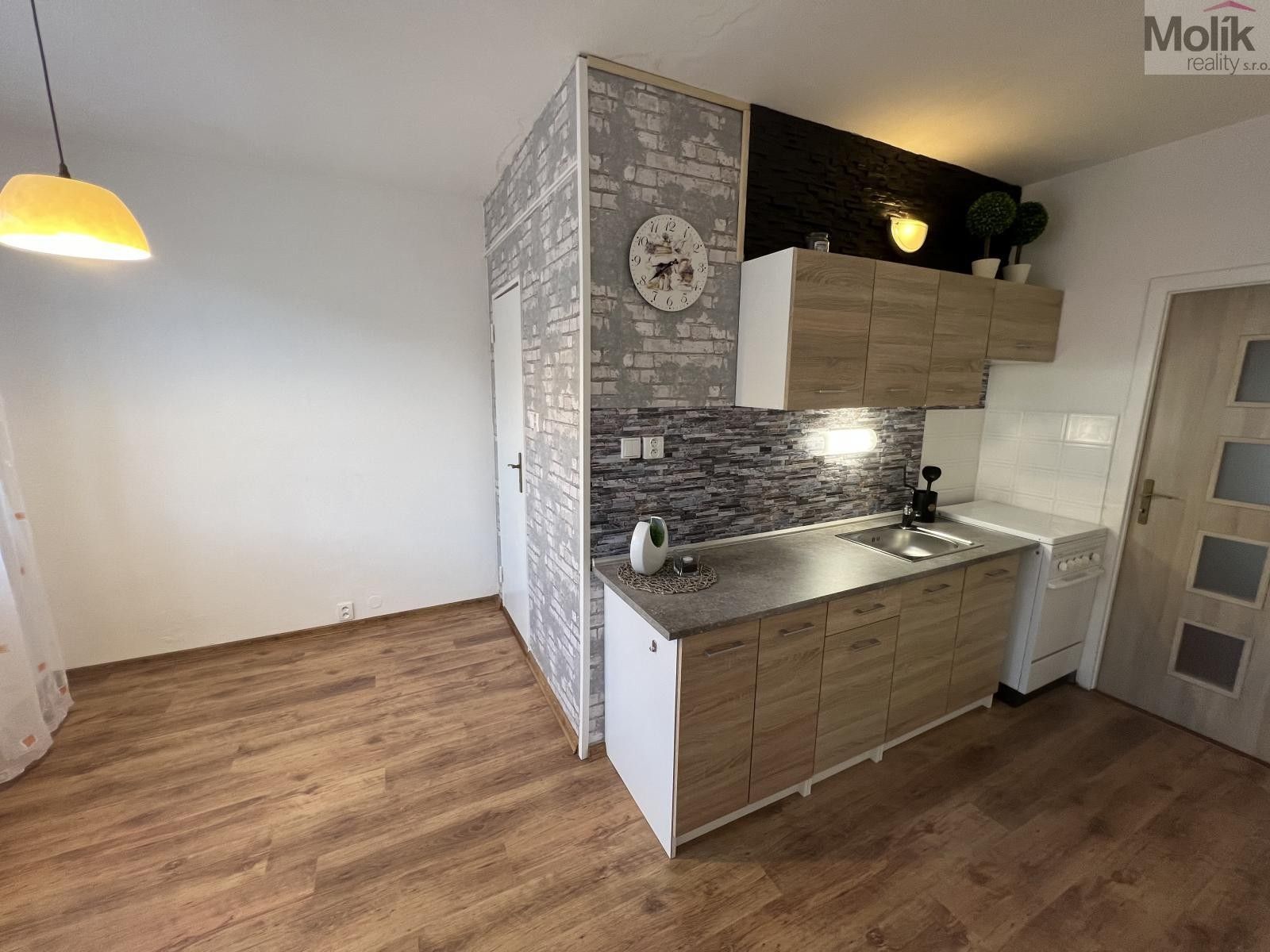 Prodej bytu 2+1 61 m² - foto 3