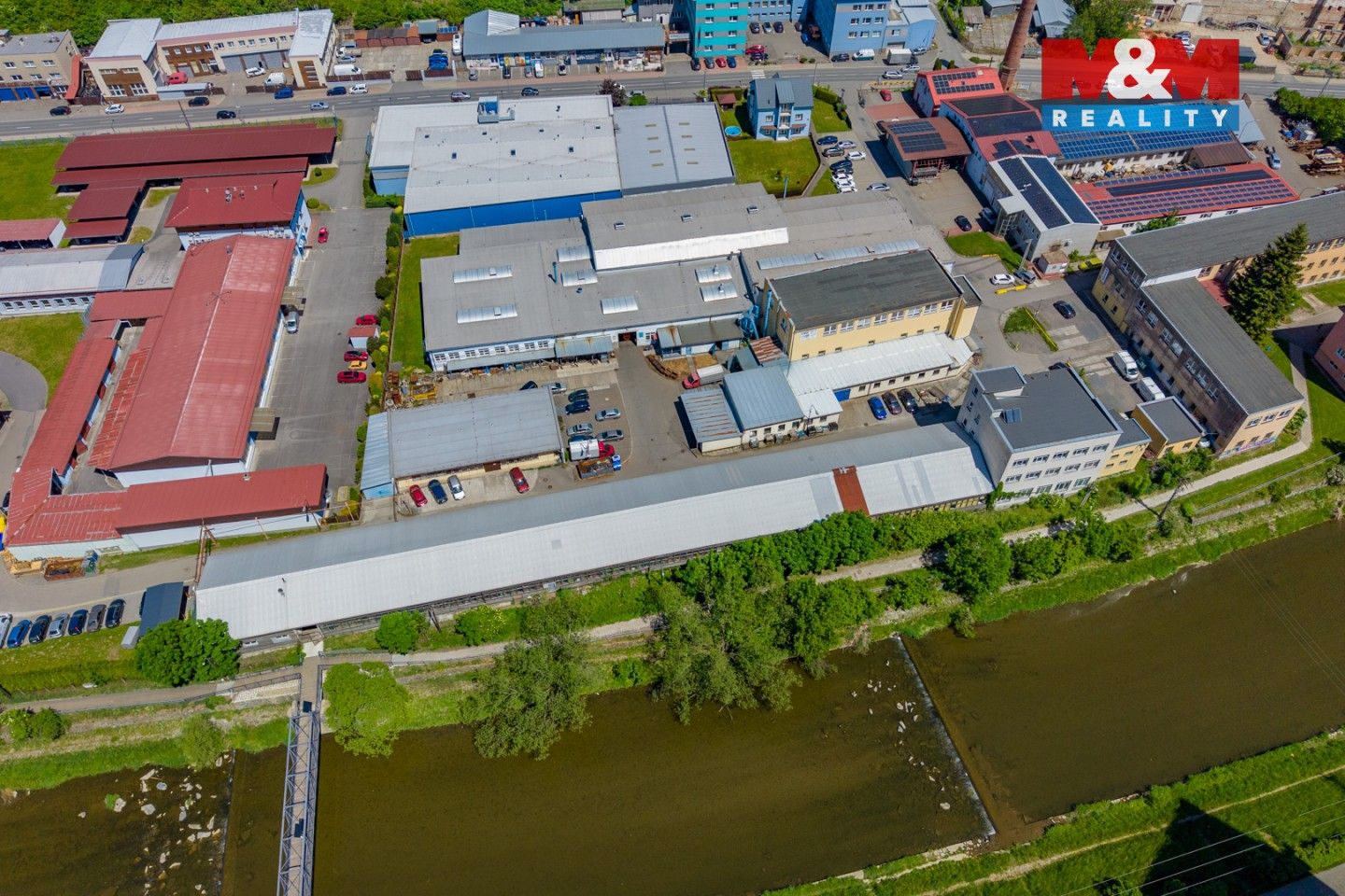 Prodej komerčního prostoru 1240 m² - foto 11