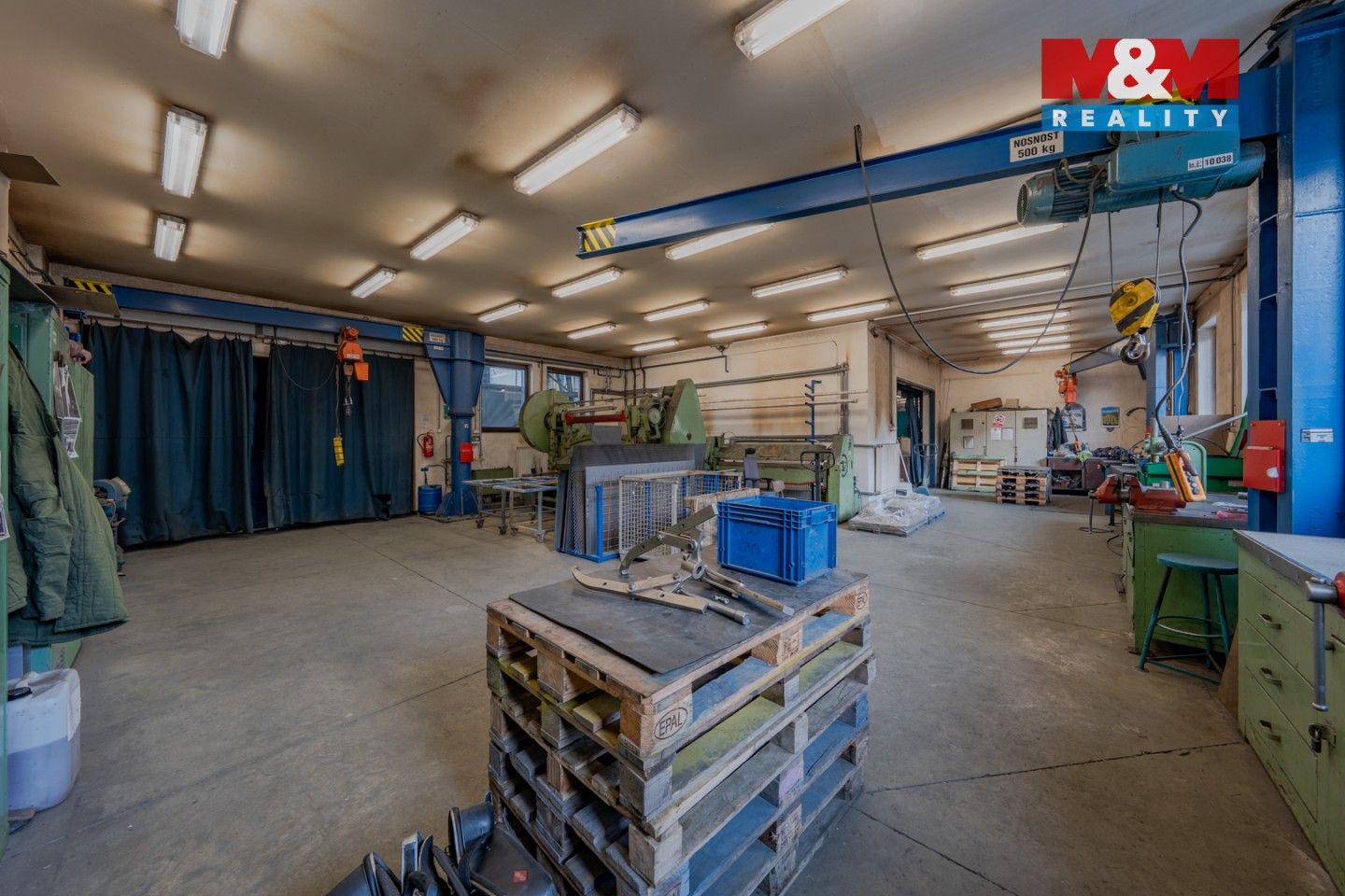 Prodej komerčního prostoru 1240 m² - foto 18