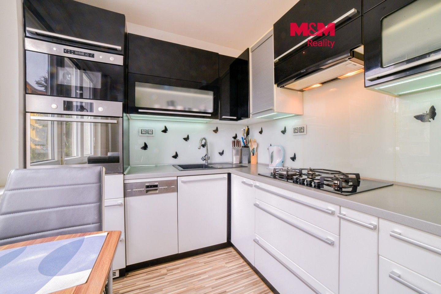 Pronájem bytu 3+1 63 m² - foto 1