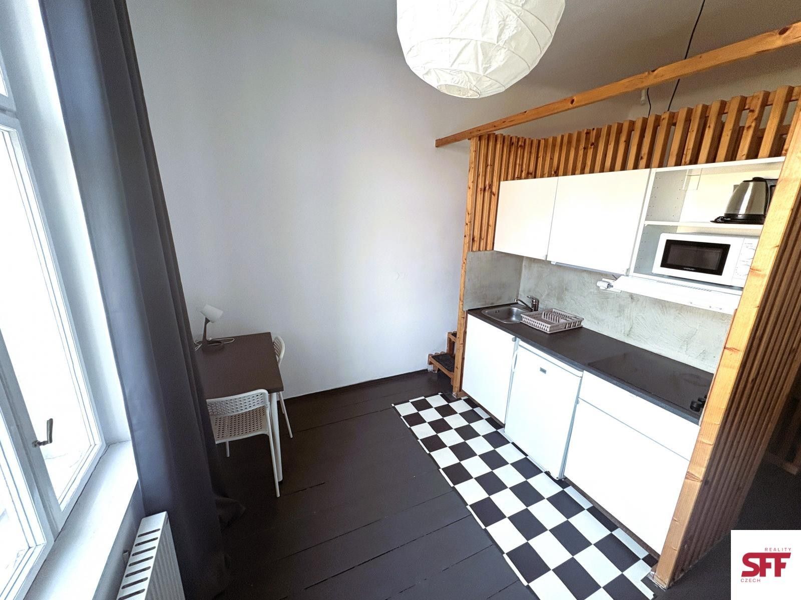 Pronájem bytu 1+kk 26 m² - foto 3