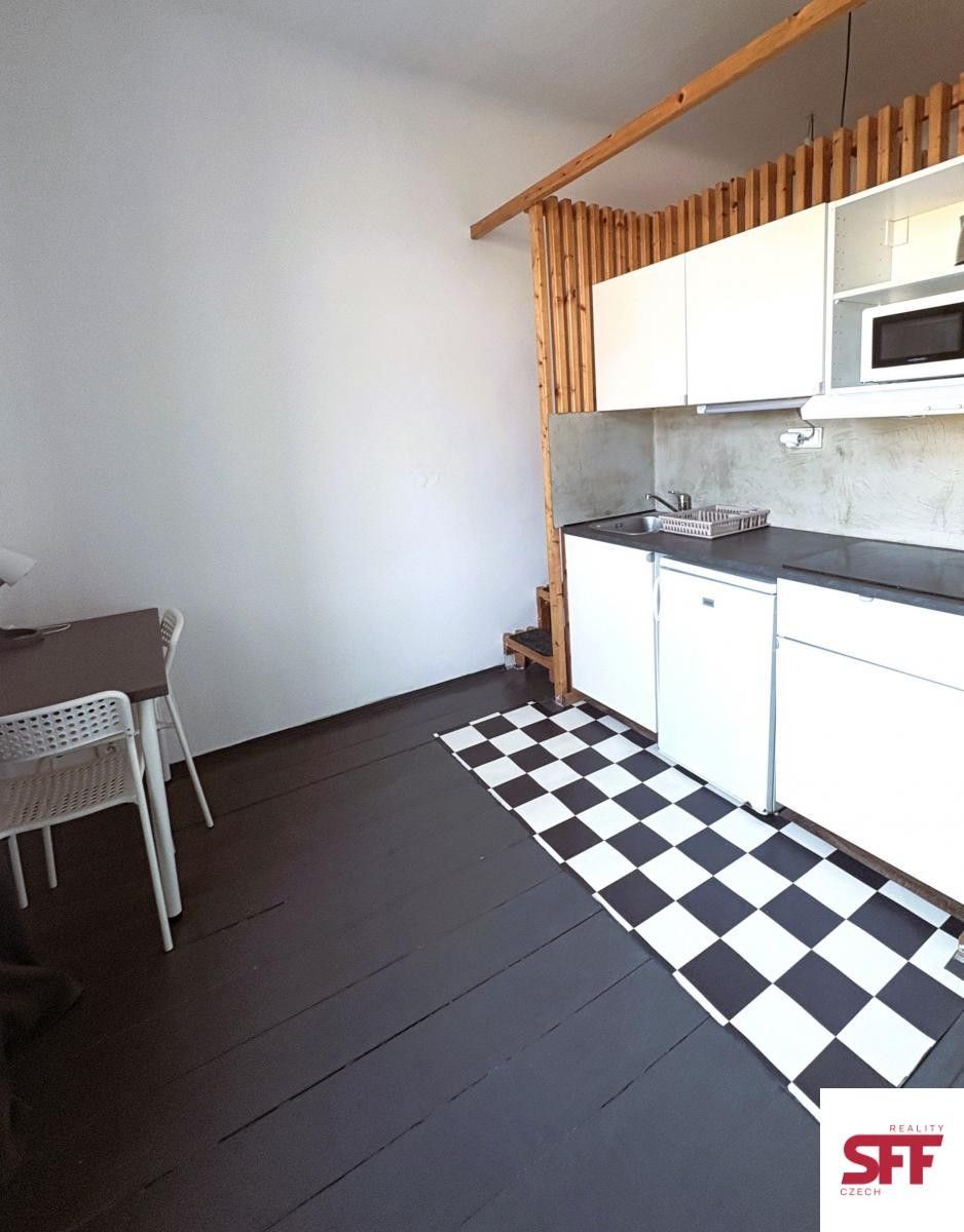 Pronájem bytu 1+kk 26 m² - foto 6