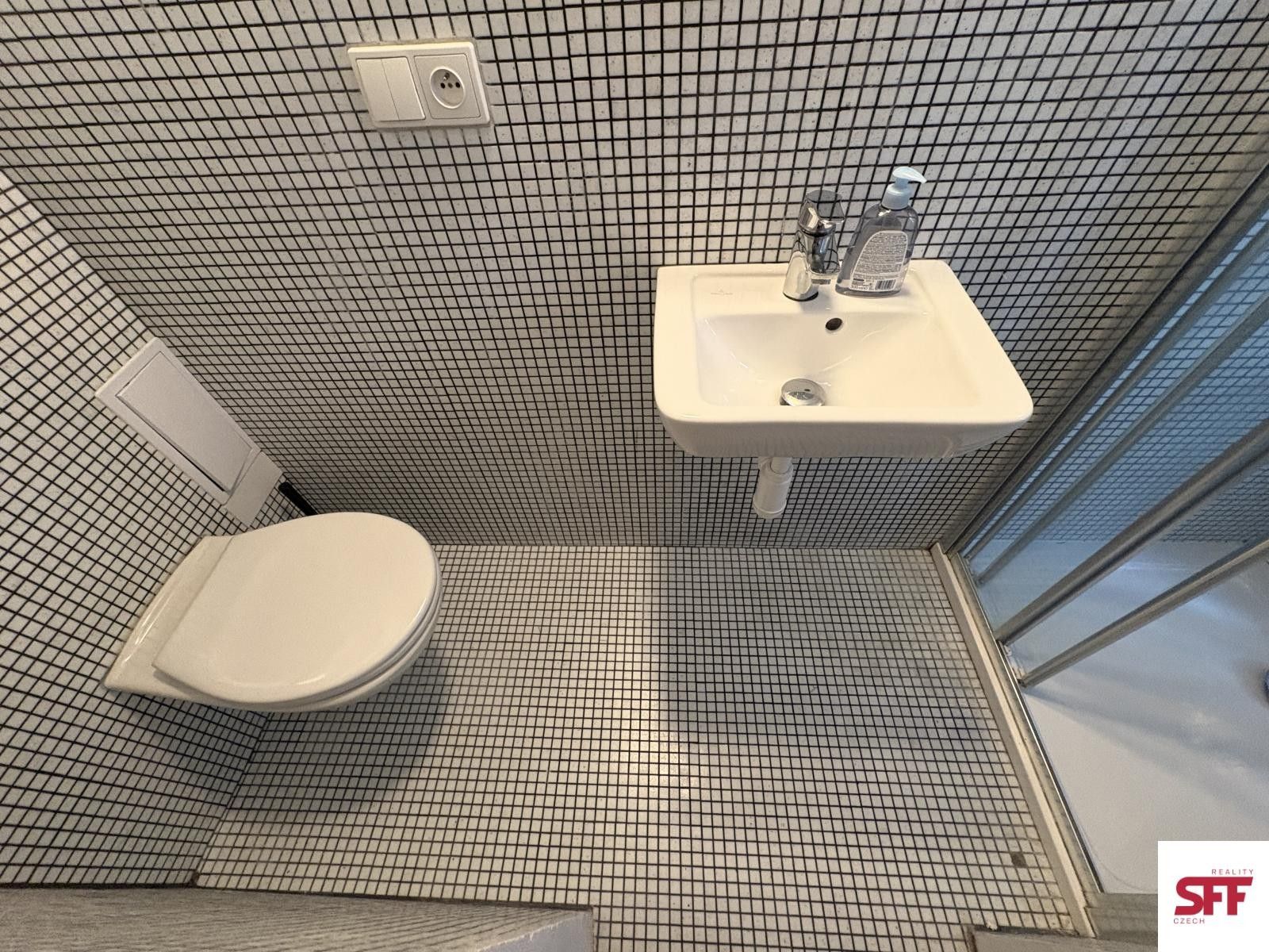 Pronájem bytu 1+kk 26 m² - foto 7