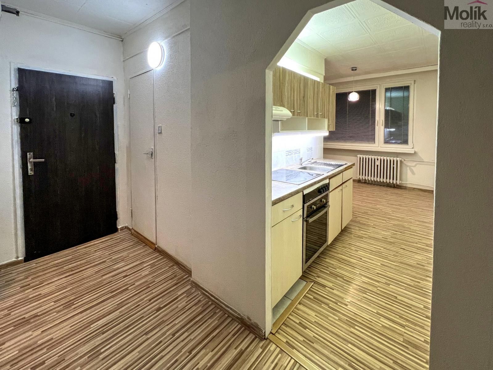 Prodej bytu 2+1 63 m² - foto 2