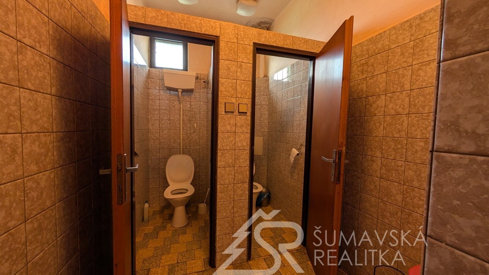 Prodej komerčního prostoru 494 m² - foto 15