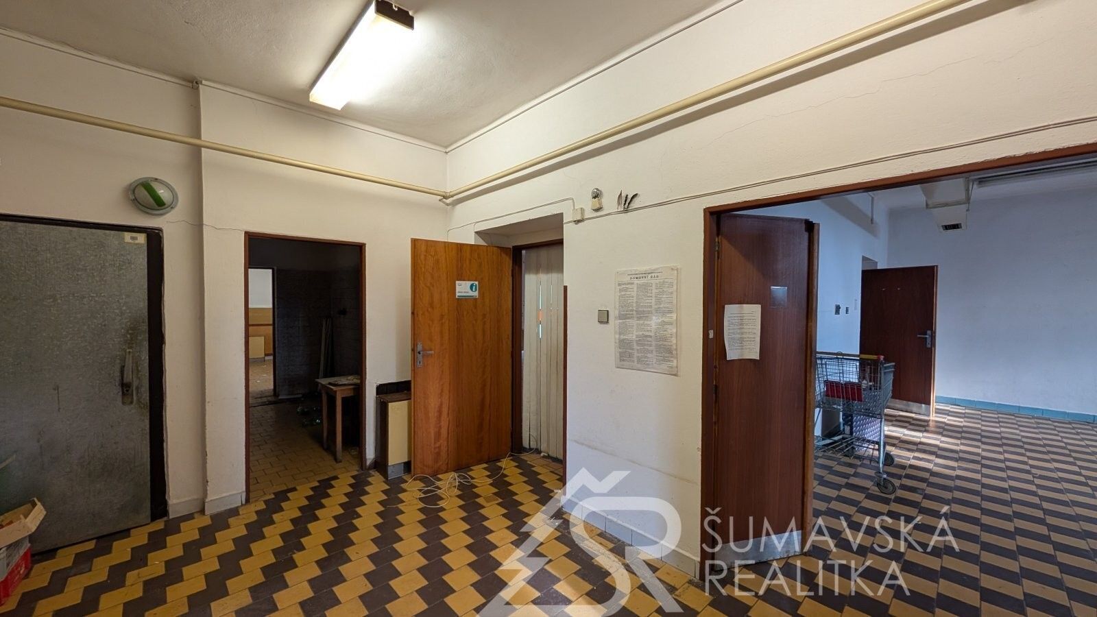 Prodej komerčního prostoru 494 m² - foto 25