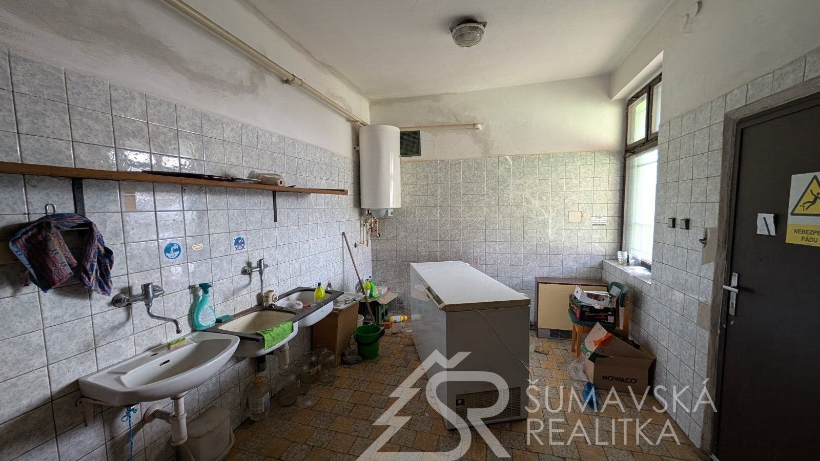 Prodej komerčního prostoru 494 m² - foto 27