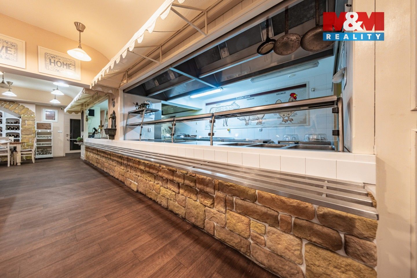 Pronájem komerčního prostoru 616 m² - foto 2
