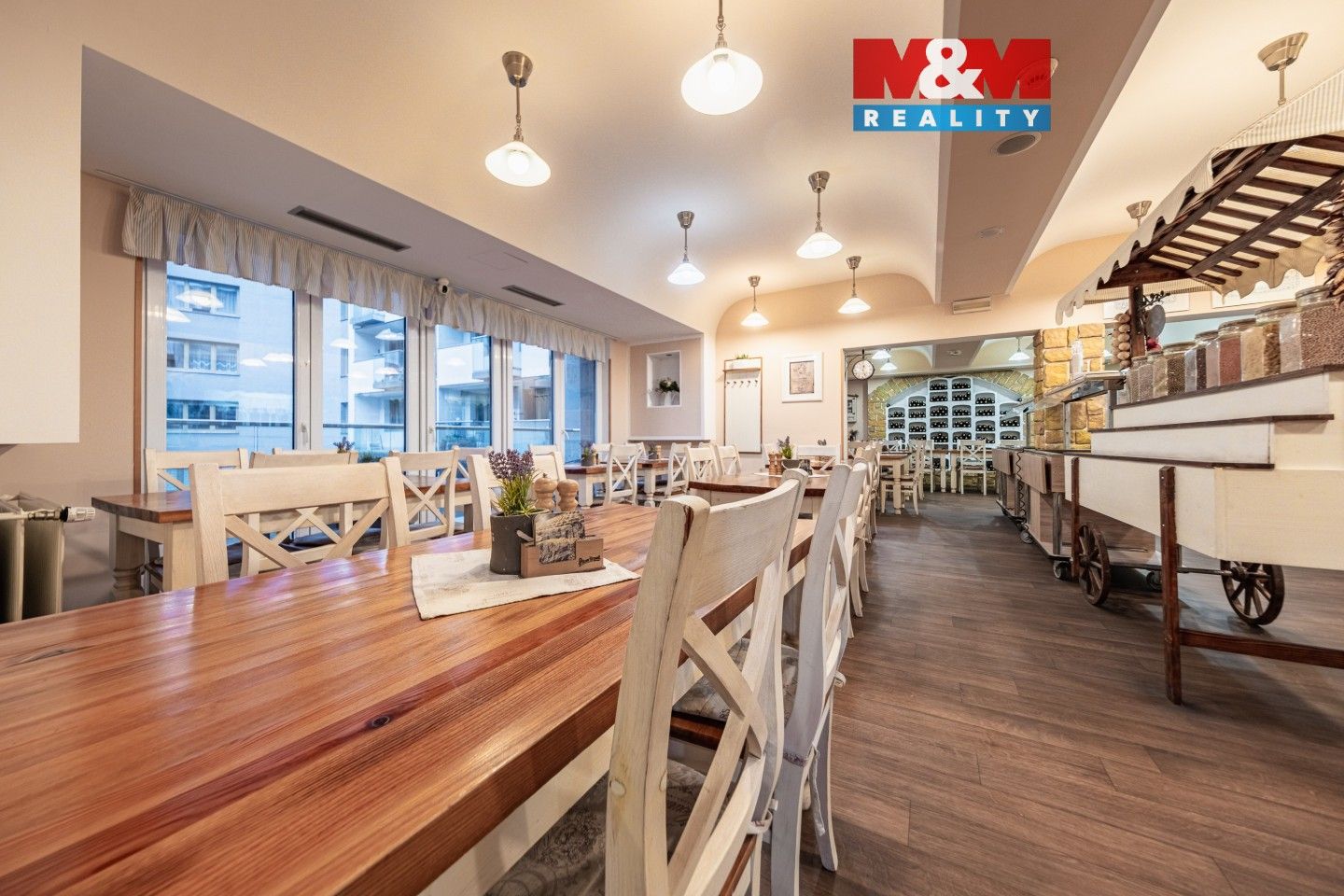 Pronájem komerčního prostoru 616 m² - foto 4