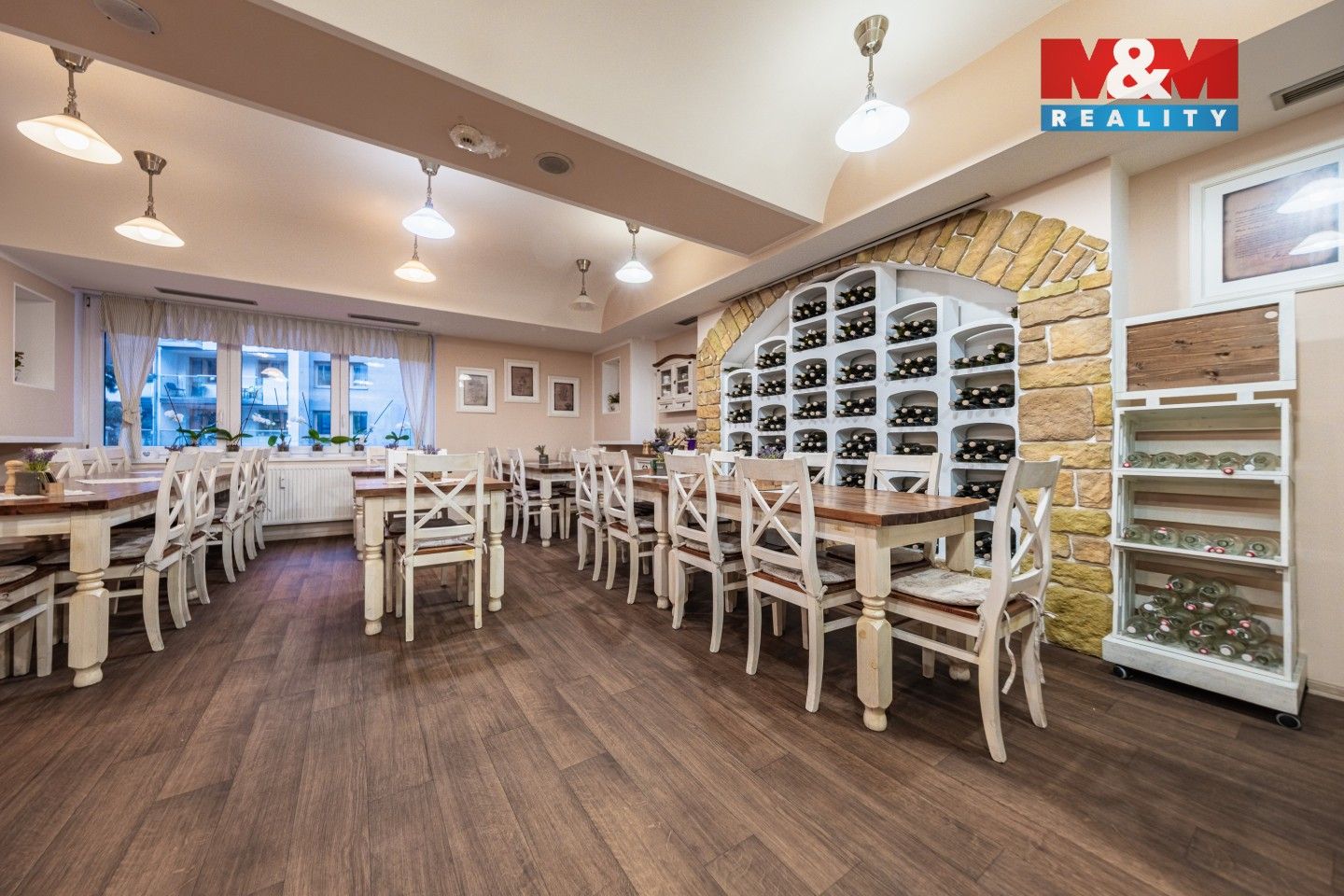 Pronájem komerčního prostoru 616 m² - foto 9