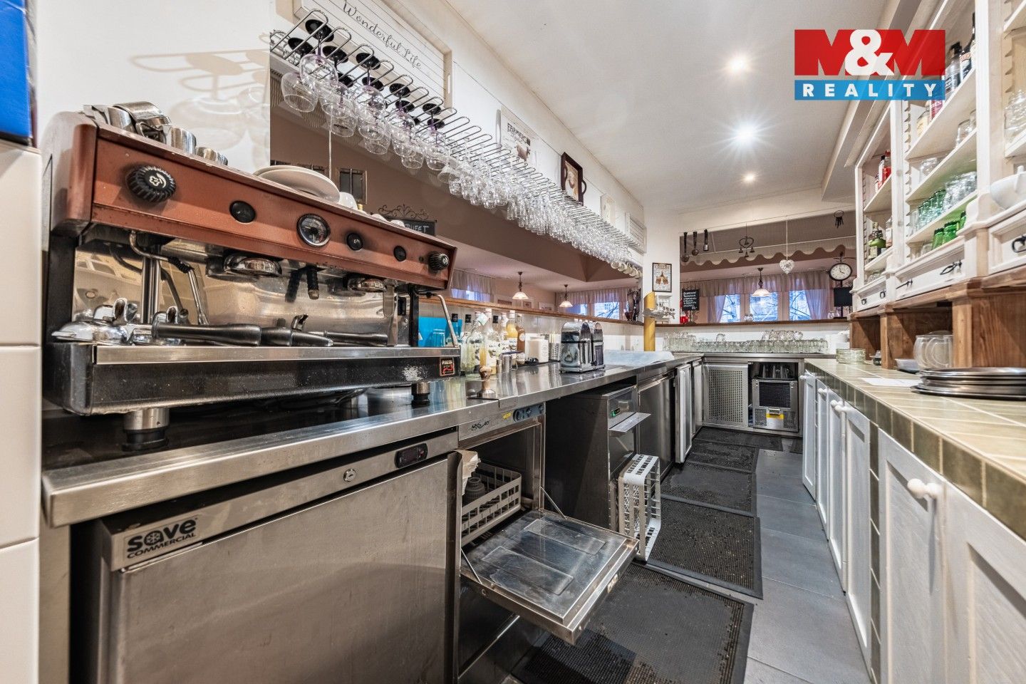 Pronájem komerčního prostoru 616 m² - foto 18