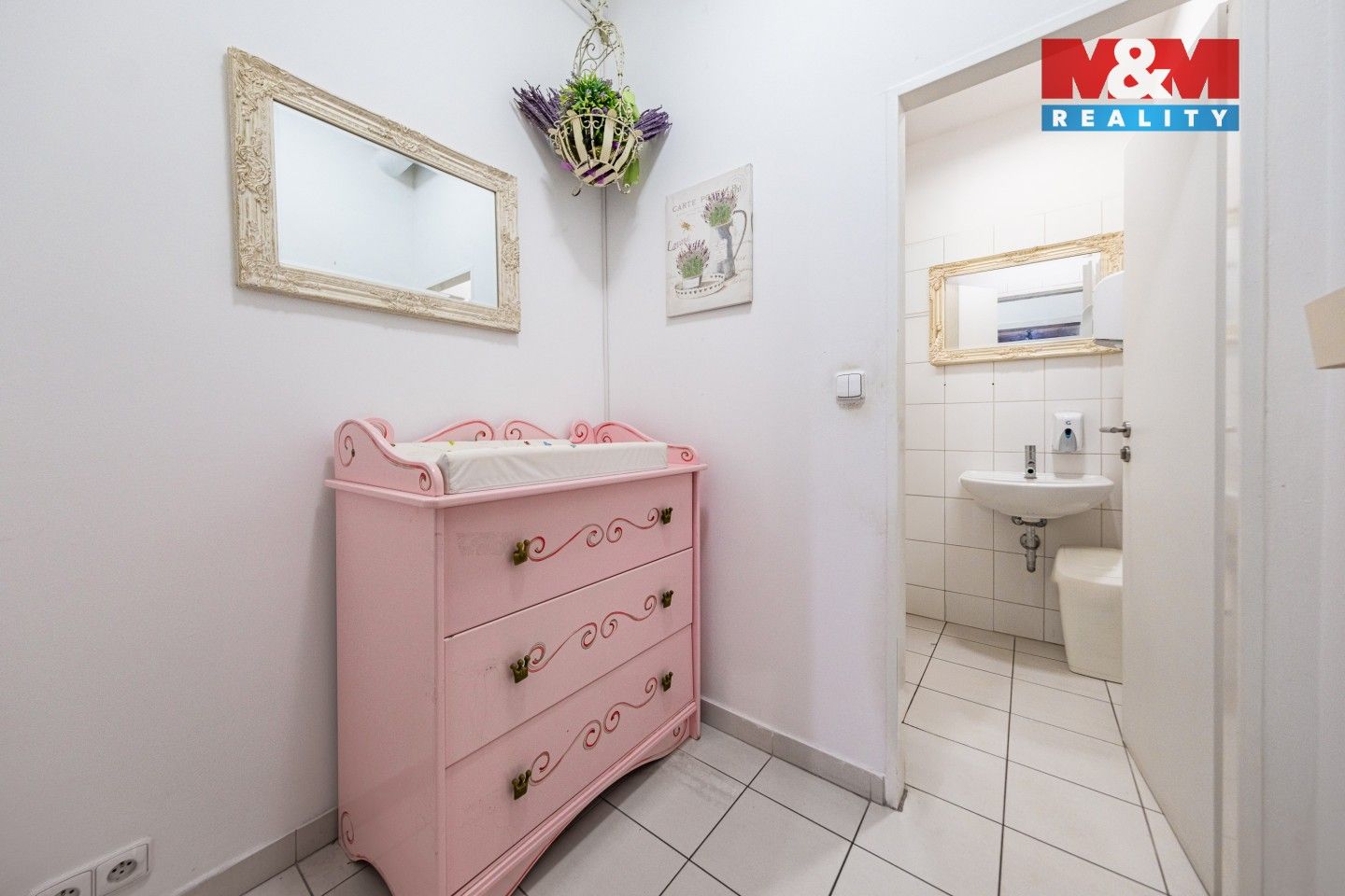 Pronájem komerčního prostoru 616 m² - foto 20