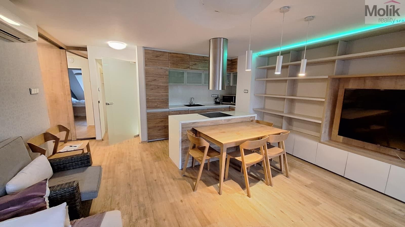Prodej domu 425 m² - foto 26