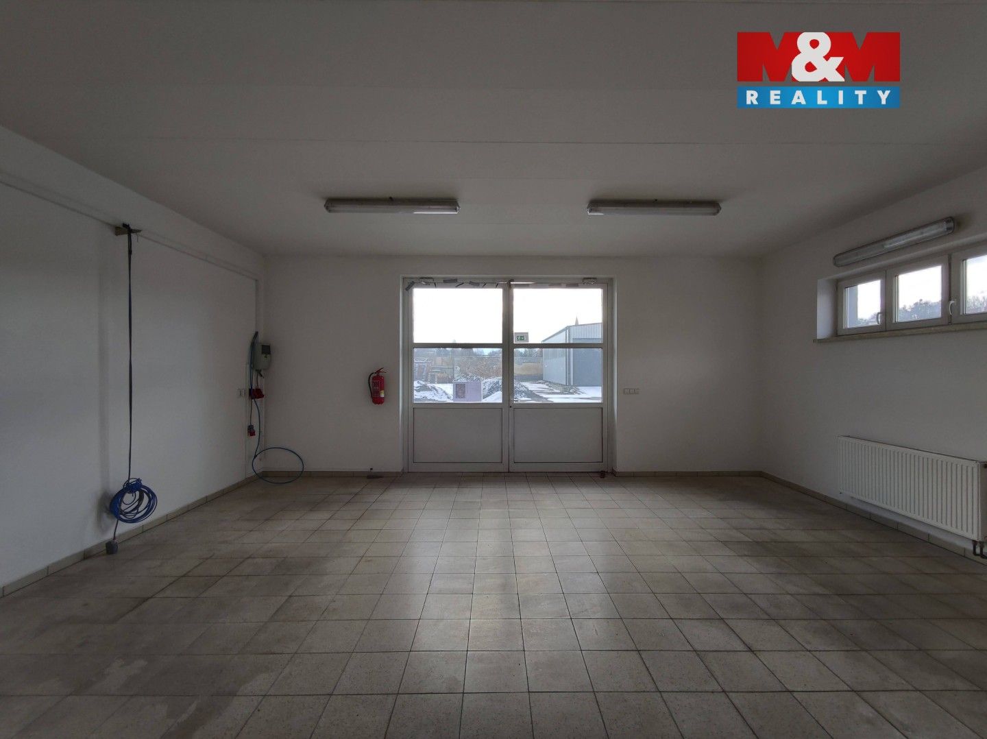 Pronájem komerčního prostoru 1295 m² - foto 17