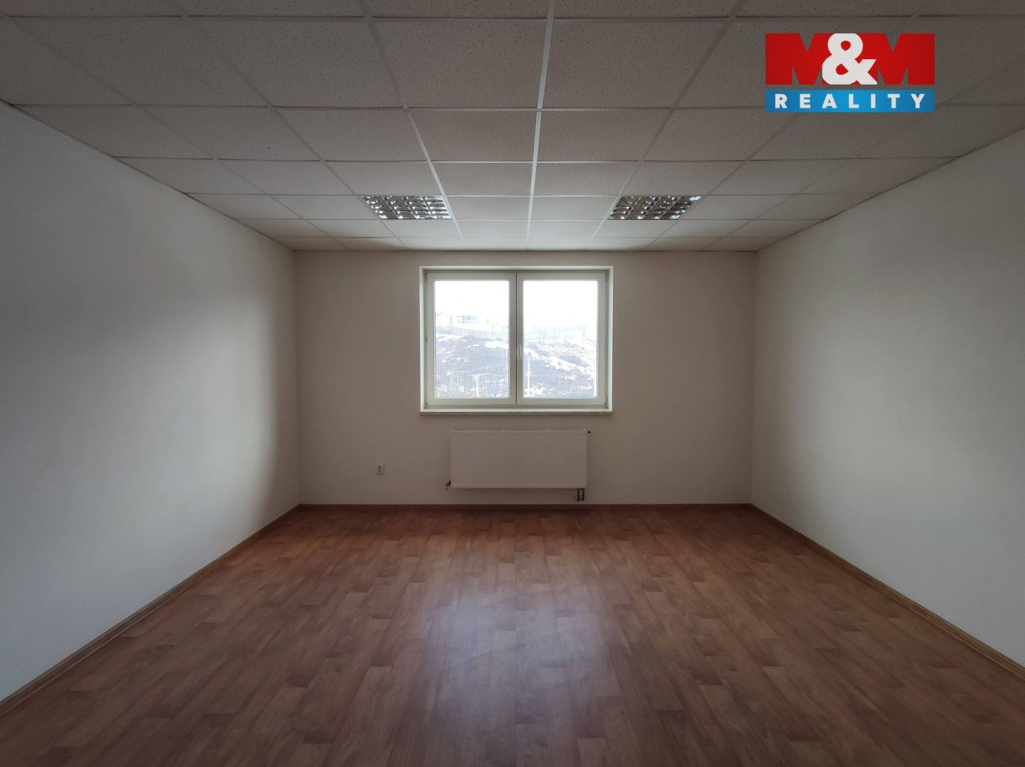 Pronájem komerčního prostoru 1295 m² - foto 27