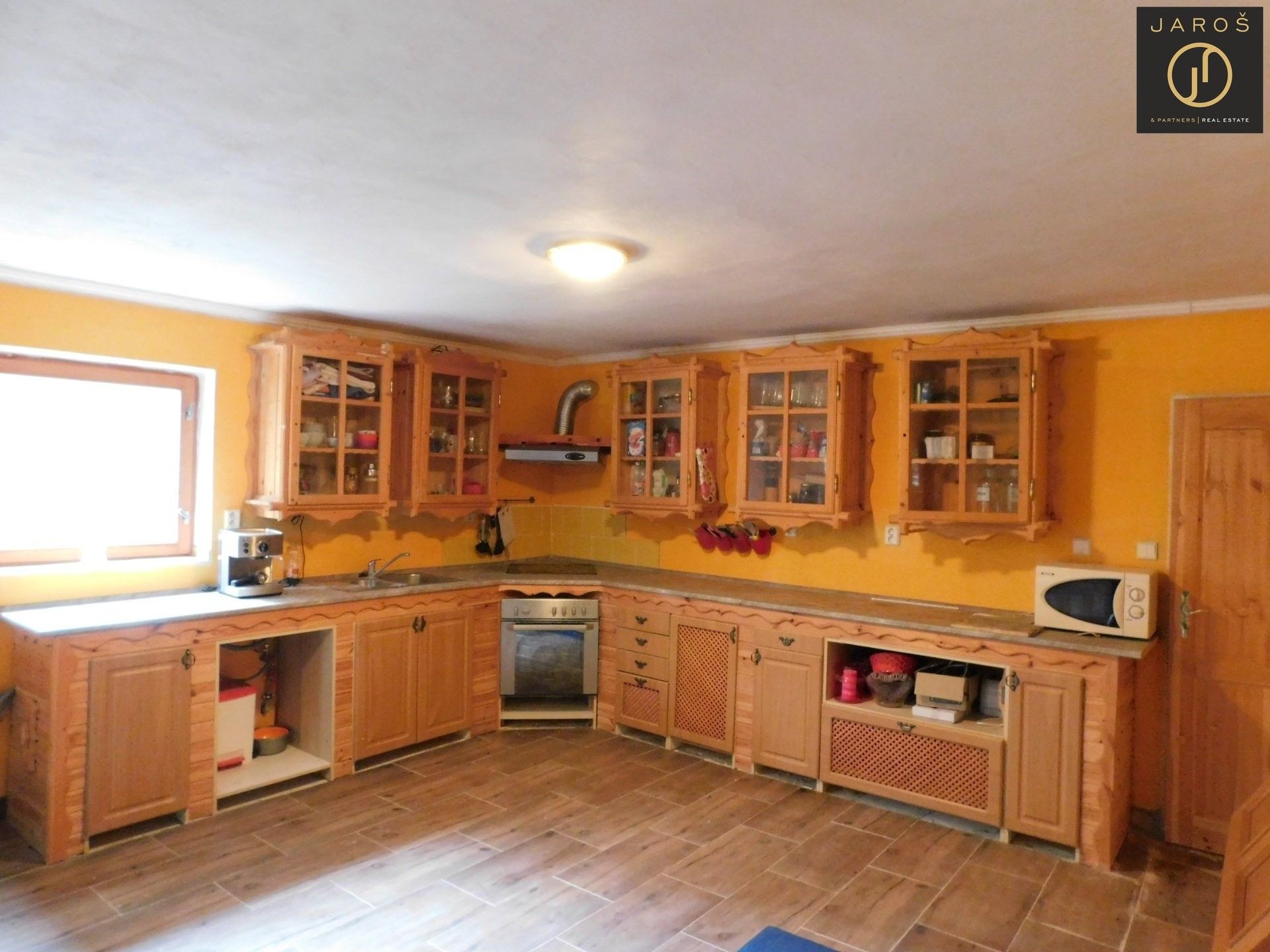 Prodej domu 1400 m² - foto 5