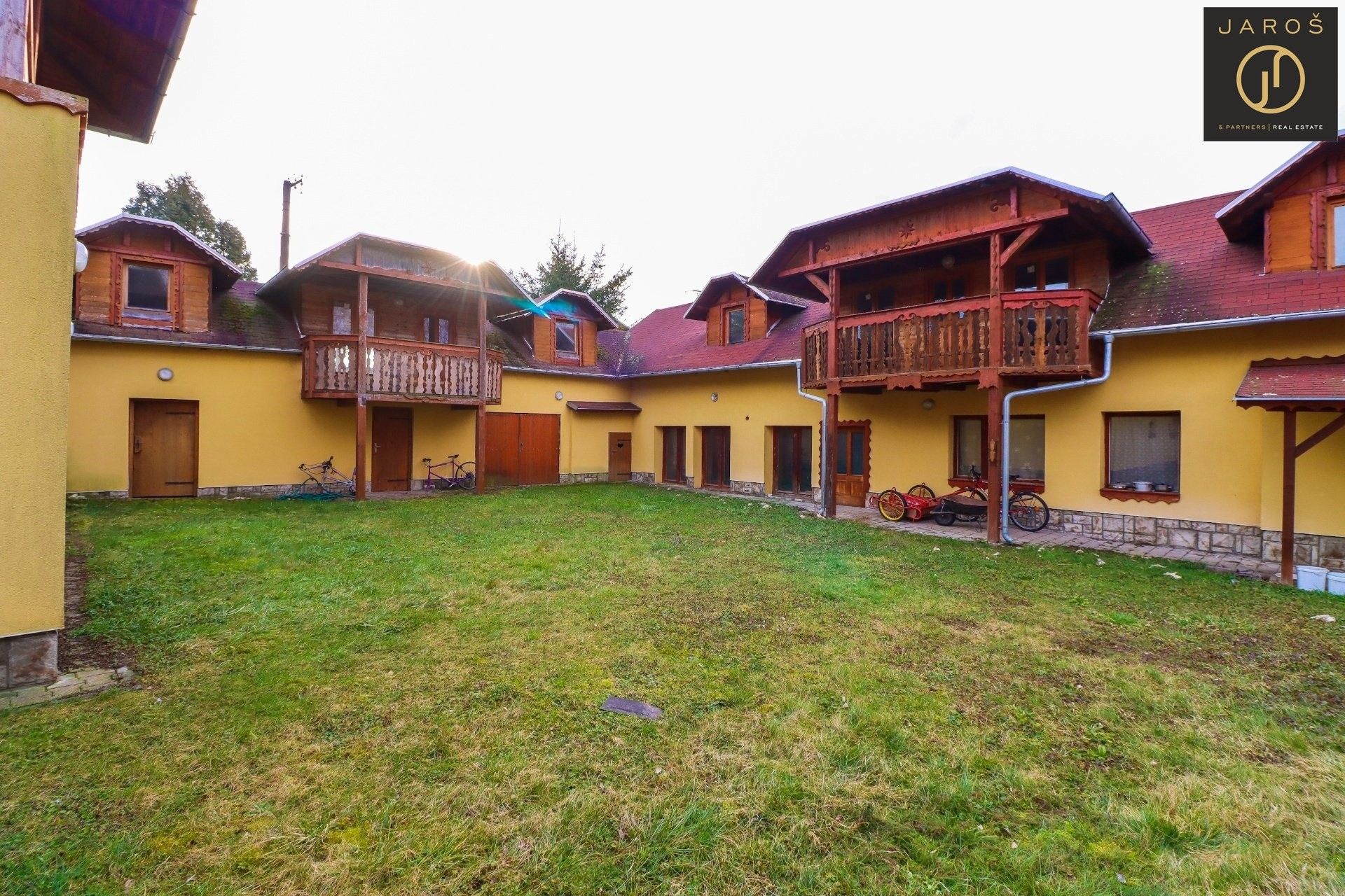 Prodej domu 1400 m² - foto 4