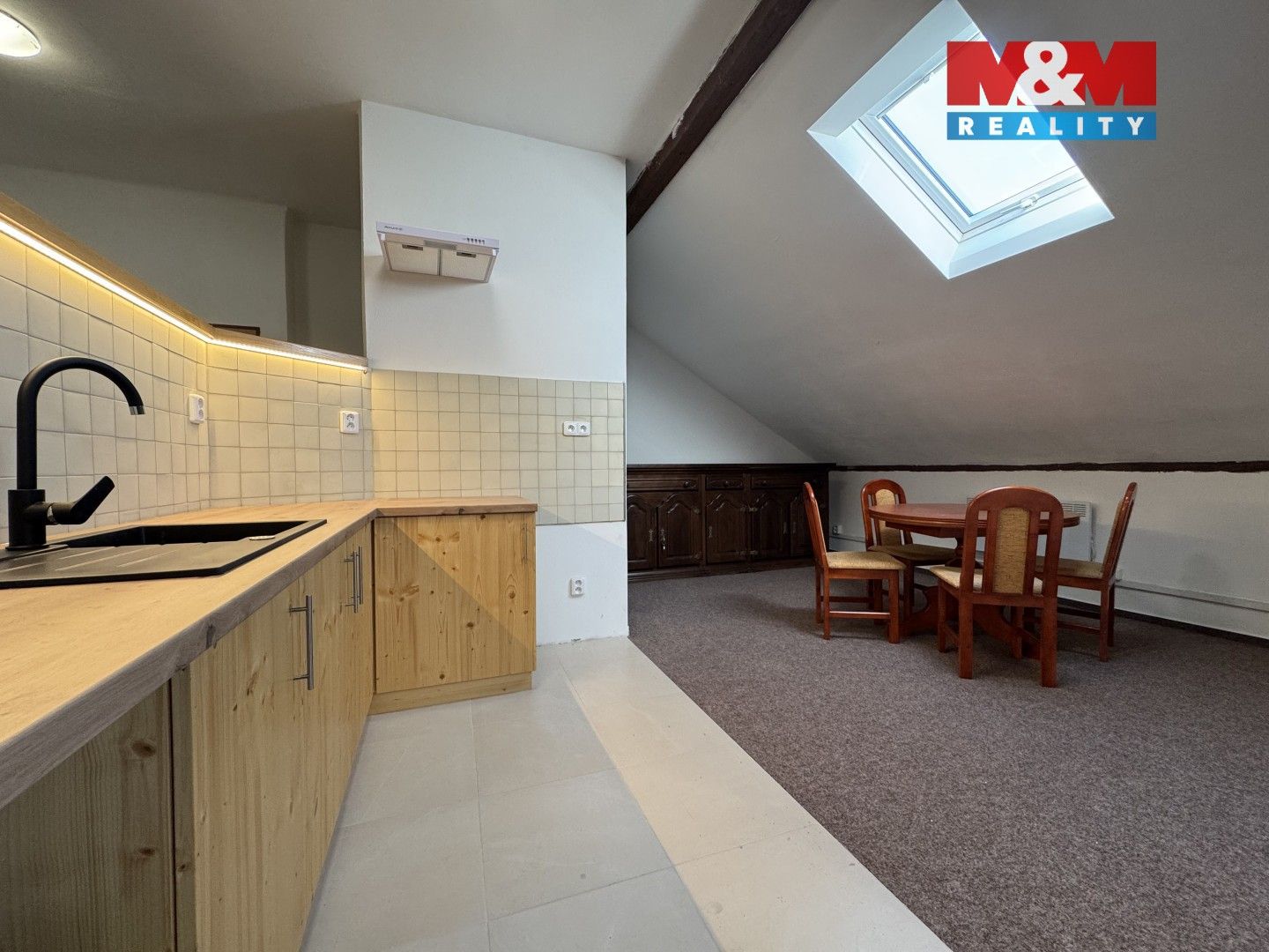 Pronájem komerčního prostoru 48 m² - foto 11