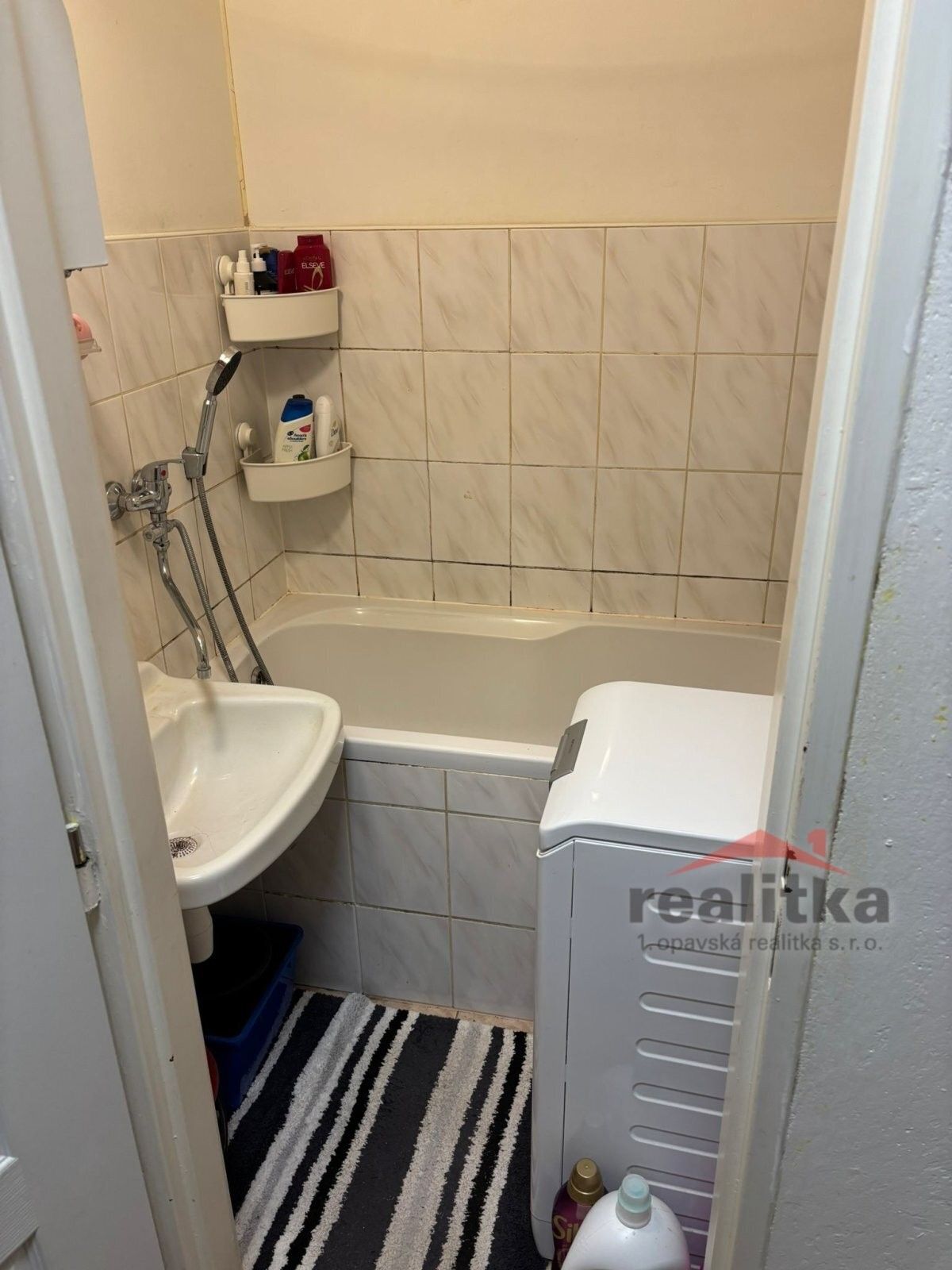 Pronájem bytu 2+1 49 m² - foto 9