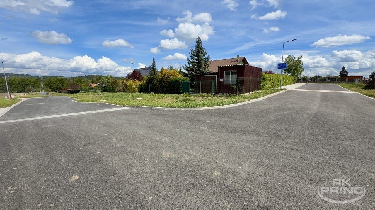 Prodej pozemku 1200 m² - foto 2