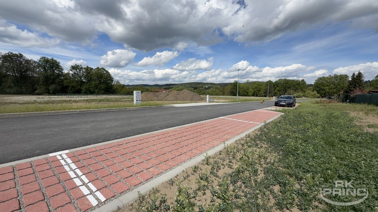 Prodej pozemku 1200 m² - foto 3