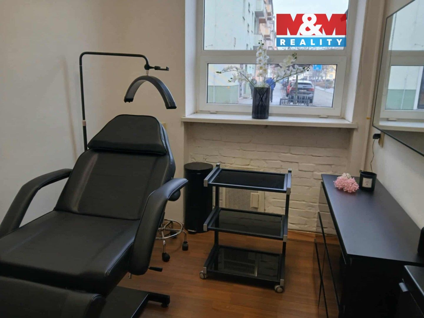 Pronájem komerčního prostoru 15 m² - foto 1