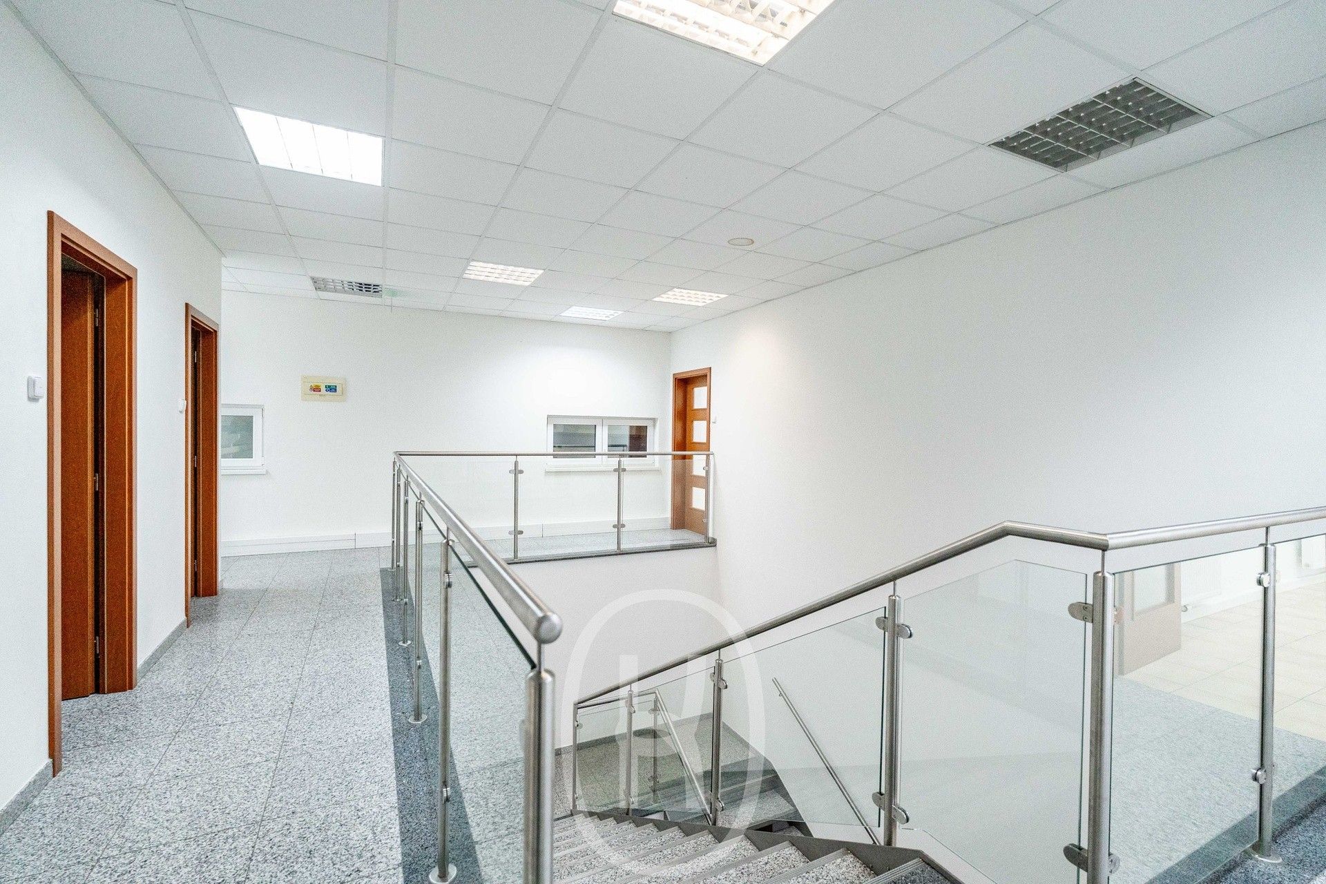 Pronájem komerčního prostoru 2675 m² - foto 9