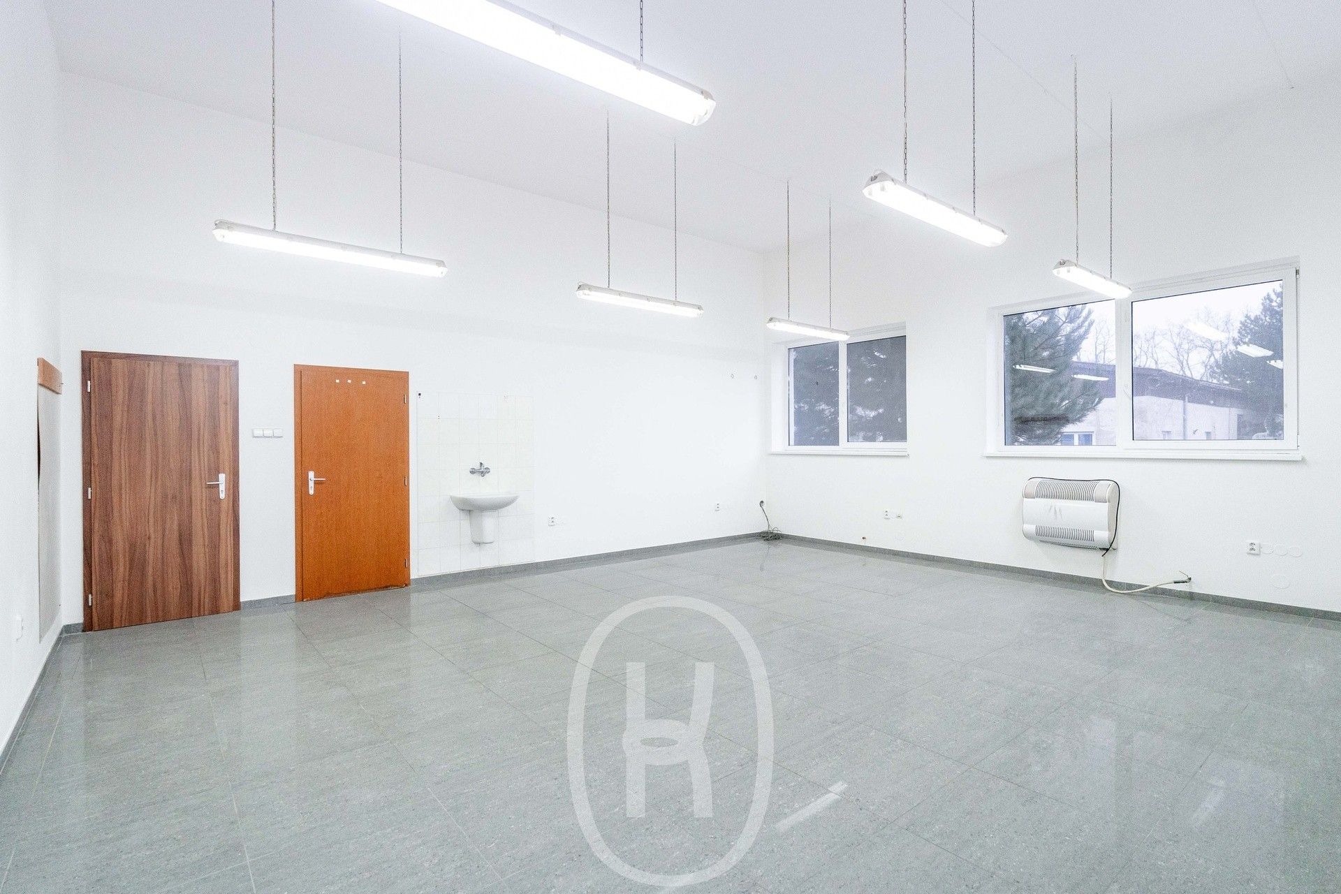 Pronájem komerčního prostoru 2675 m² - foto 25