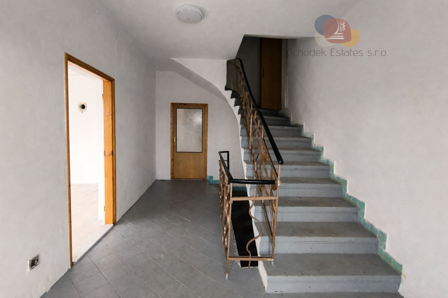 Prodej komerčního prostoru 993 m² - foto 10