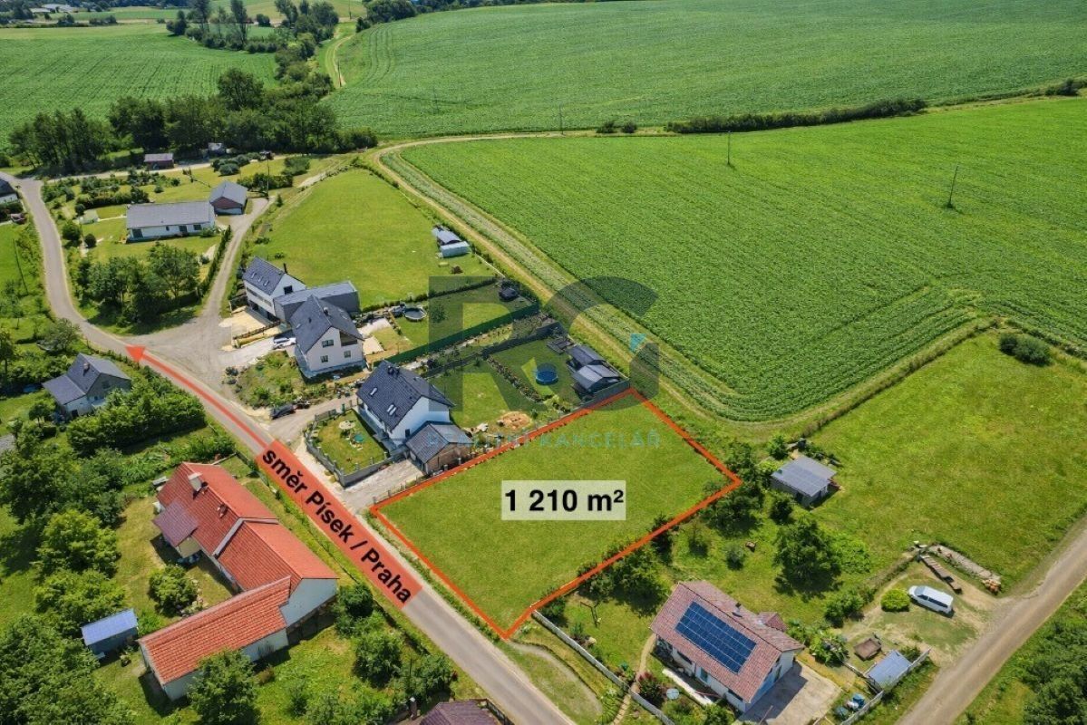 Prodej pozemku 1210 m² - foto 4