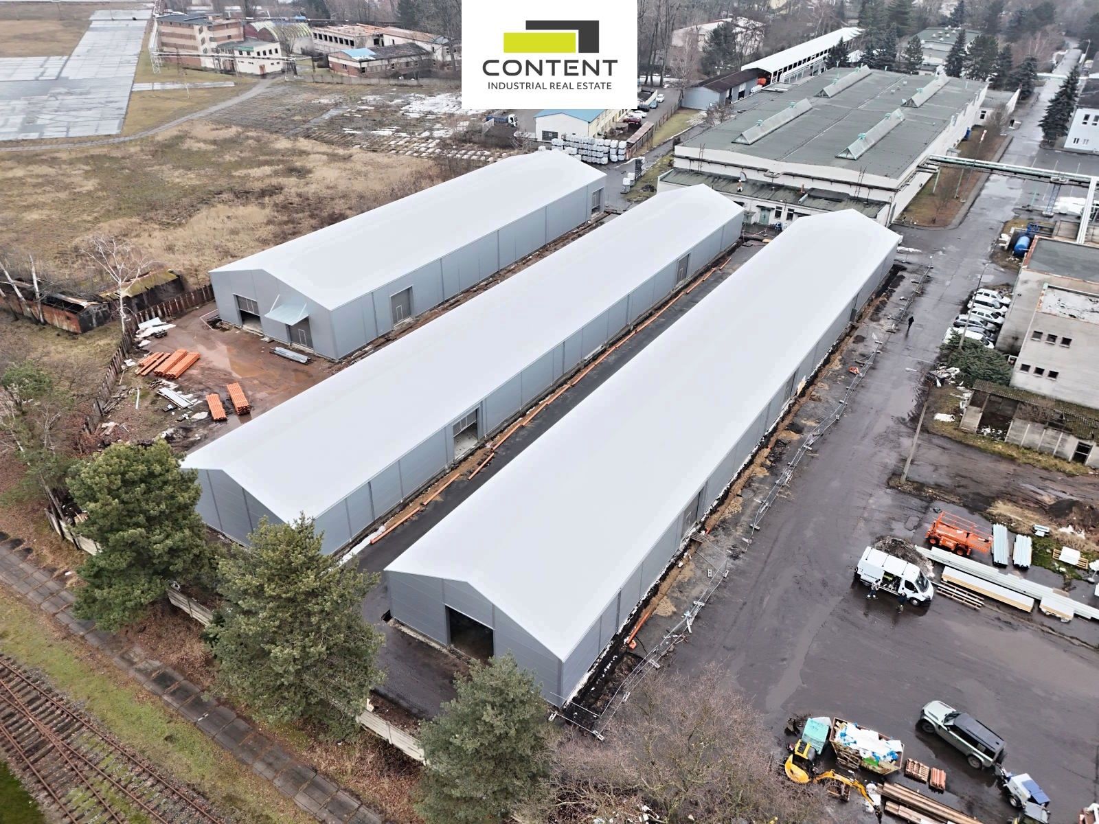 Pronájem komerčního prostoru 1200 m² - foto 9